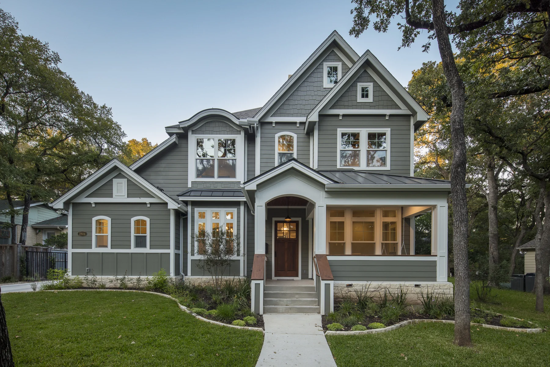 Exterior 8