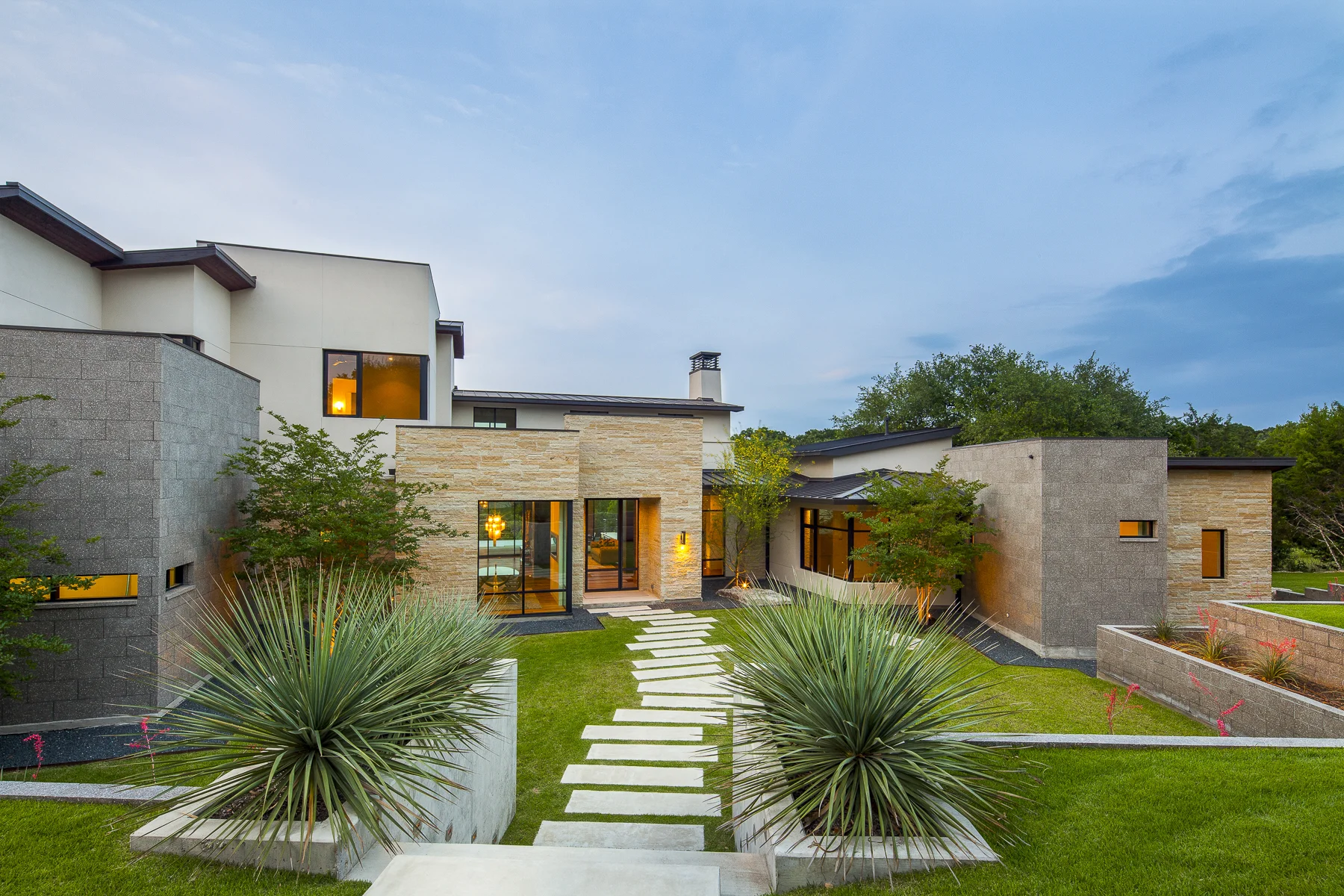 Exterior 9