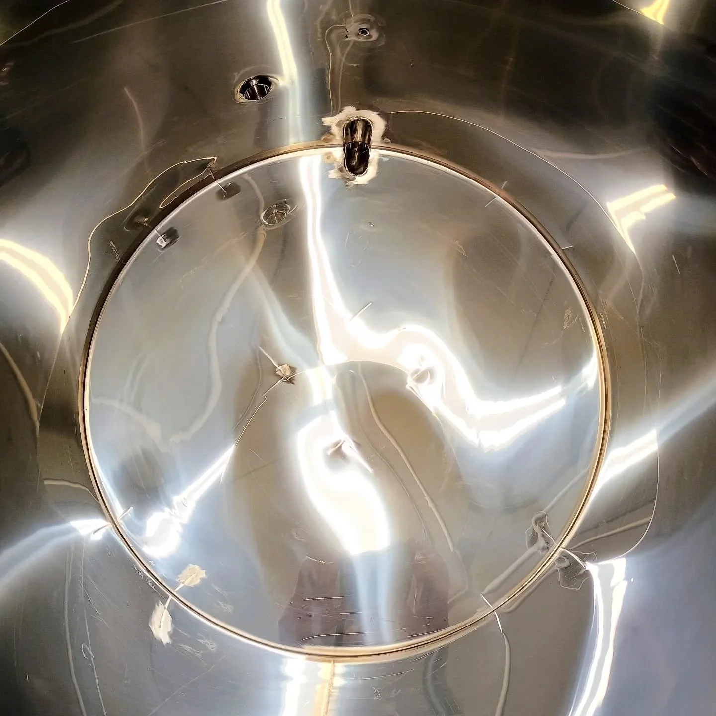 Shiny, new stainless steel gives us the warm fuzzies ✨