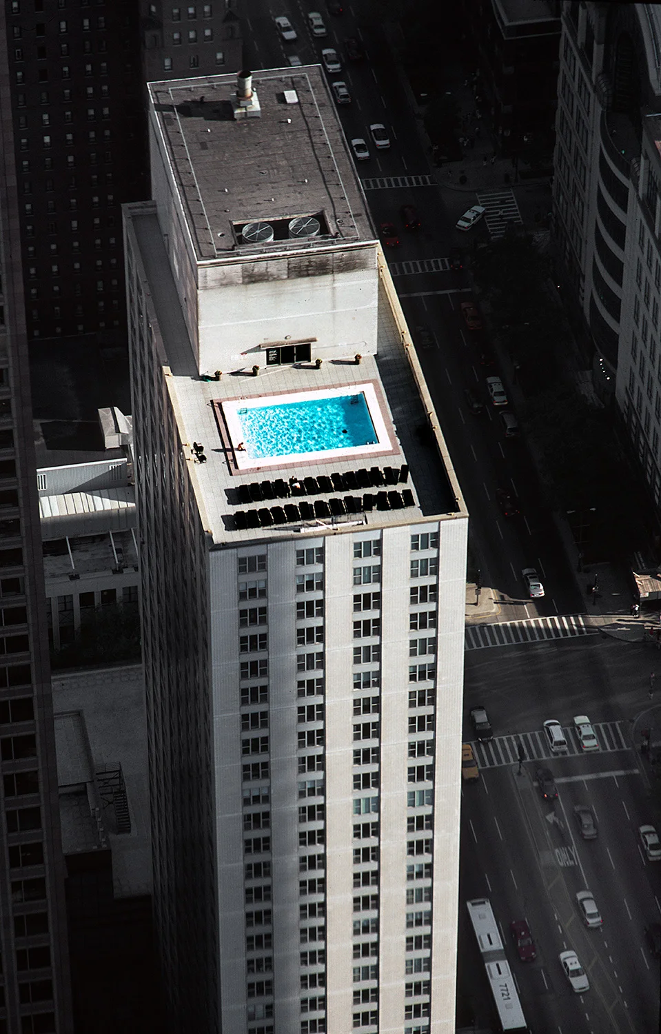 2001_chicago_pool.jpg