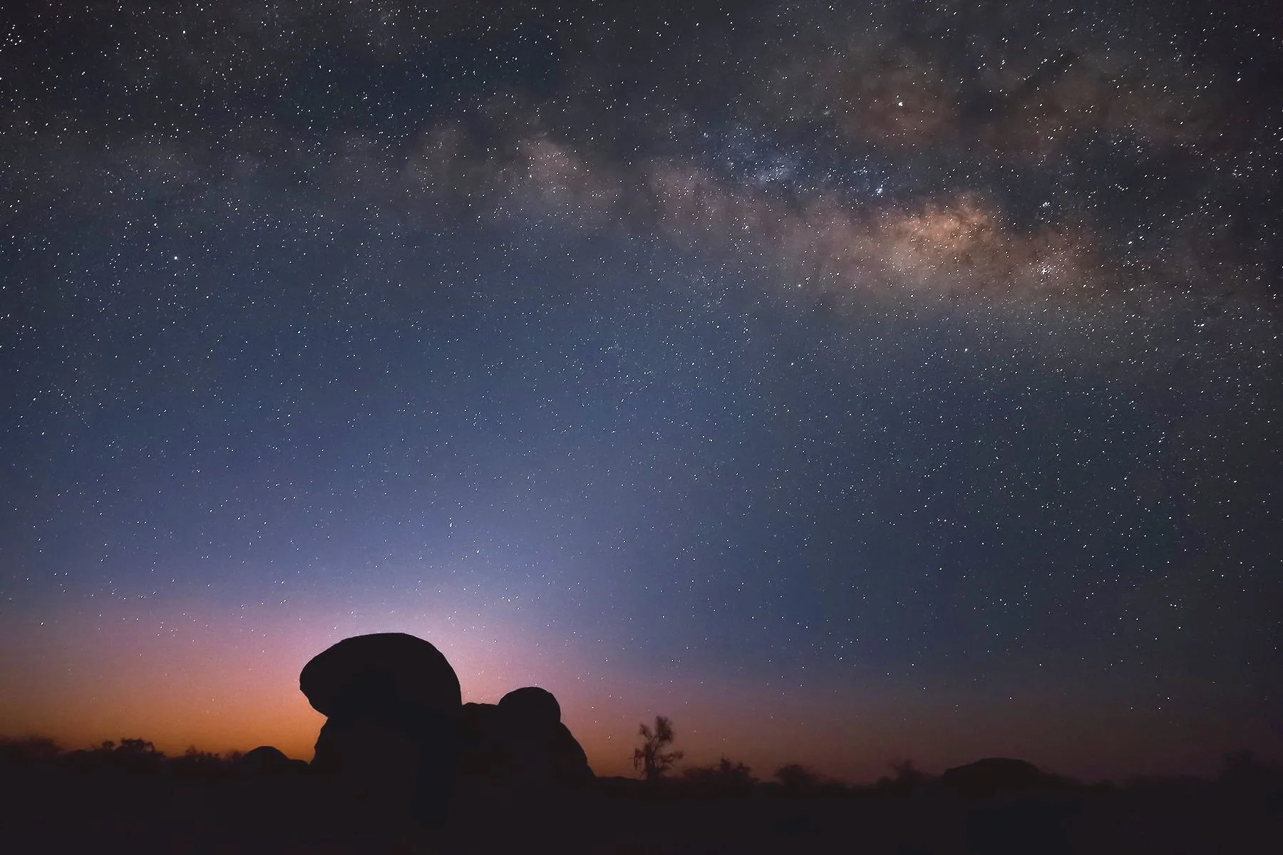 Zodiakallicht mit Galaxis