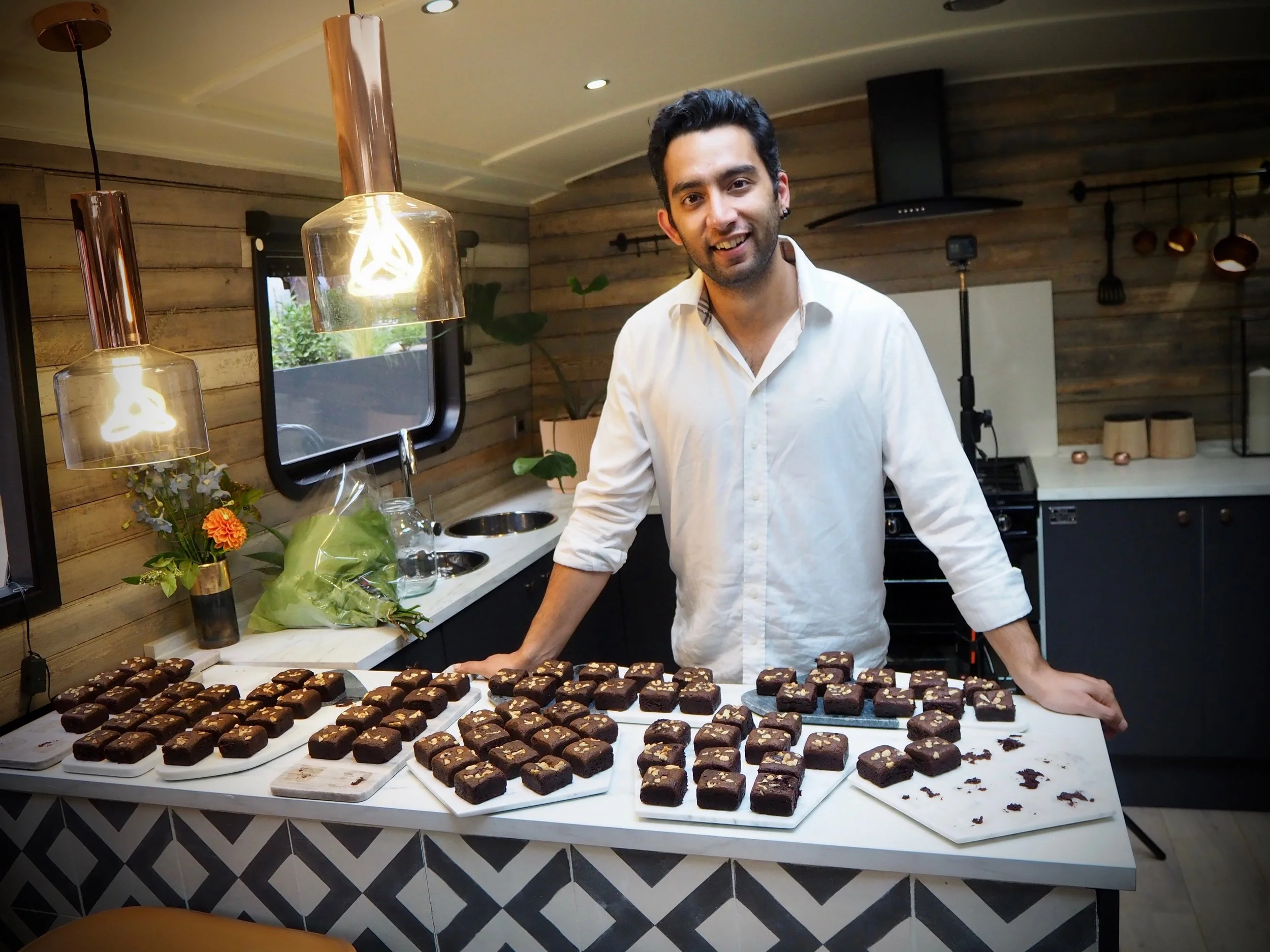 With a fully fledged kitchen on-board there is no excuse not to make yourself at home on The Boathouse, London.