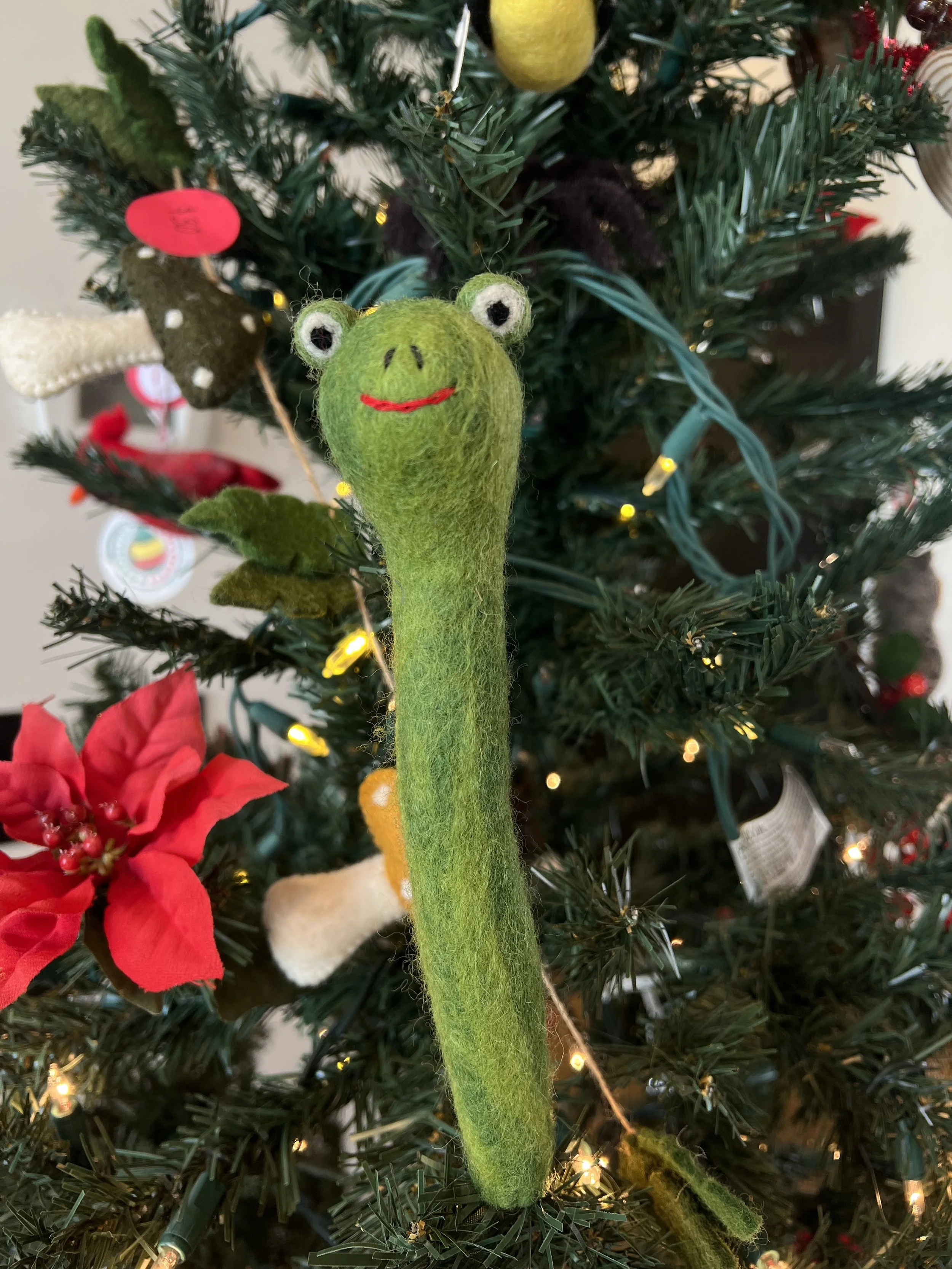 Frog Pencil Topper, full.jpeg