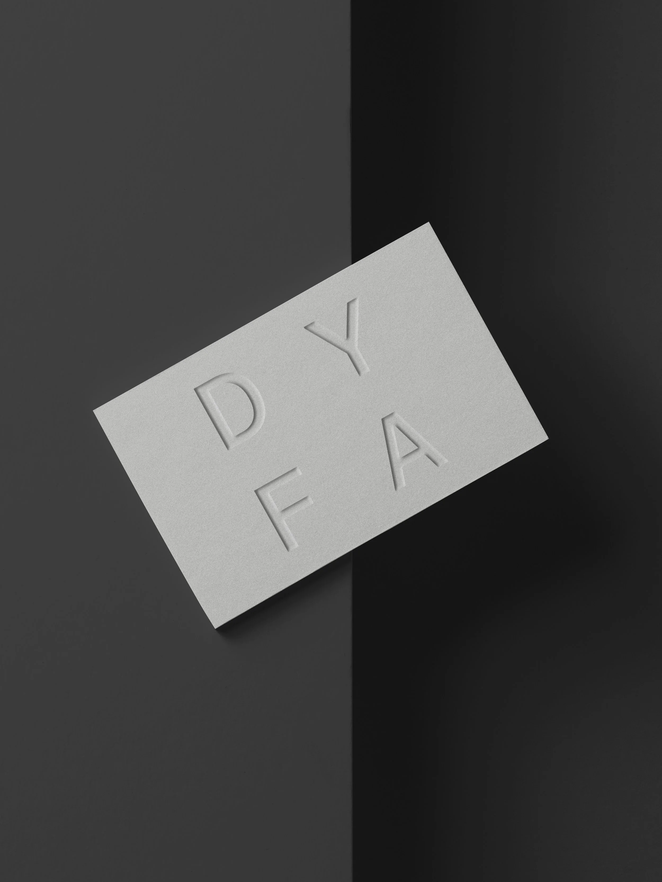 DYFA-NEW-YORK-WINDOWS-WALLS-CORPORATE-BUSINESS-DANMARK-ODENSE-FUHR-STUDIO-BRANDING-DESIGN-IDENTITY-AGENCY_6.jpg