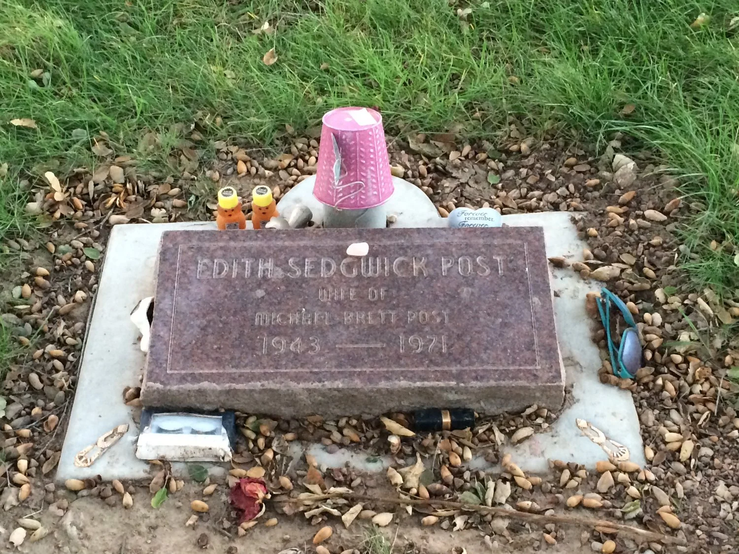Edie Sedgwick's grave at the Oak Hill Cemetary. (She took the surname of her husband Michael Post).