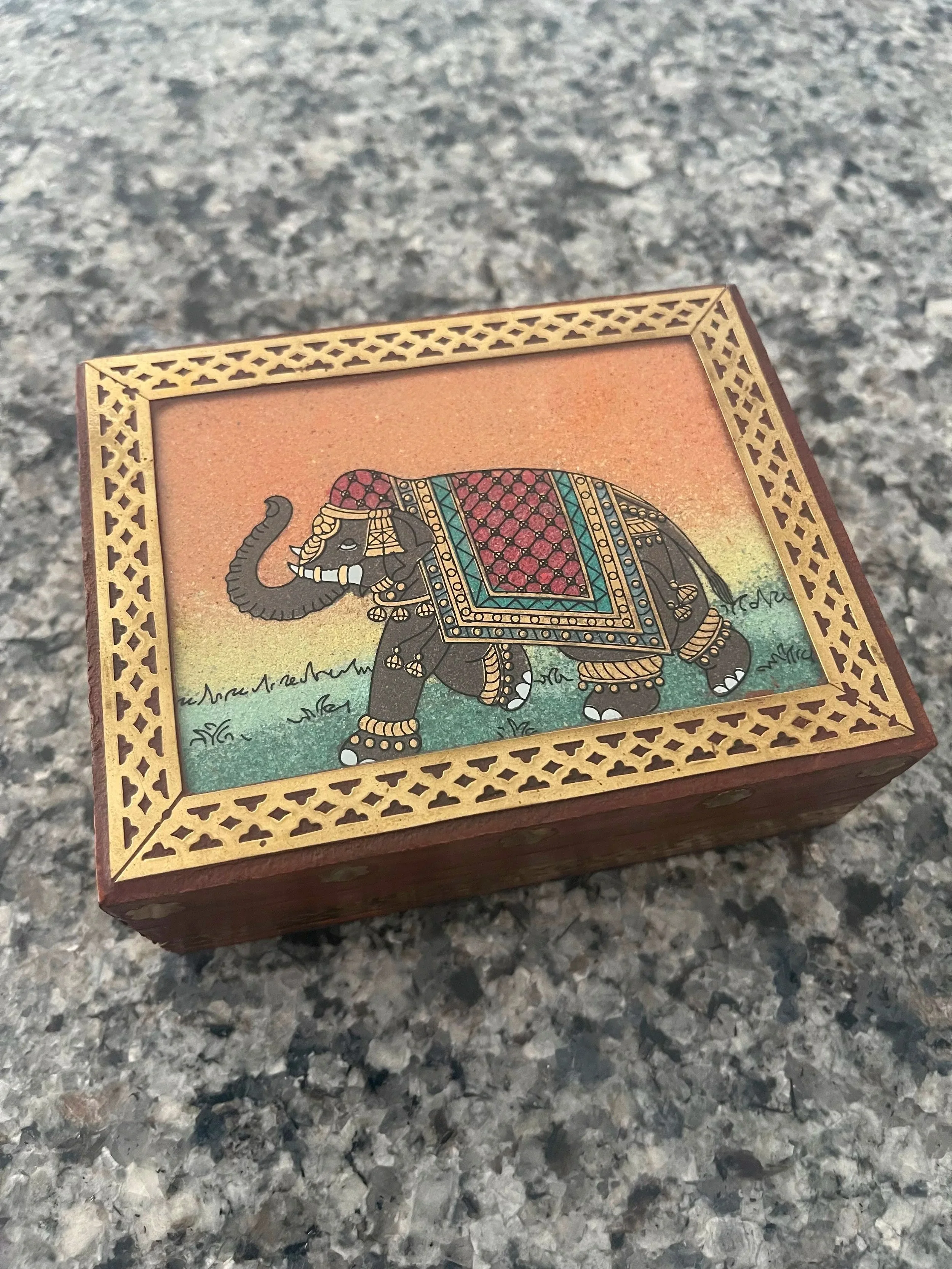 elephant5.jpg