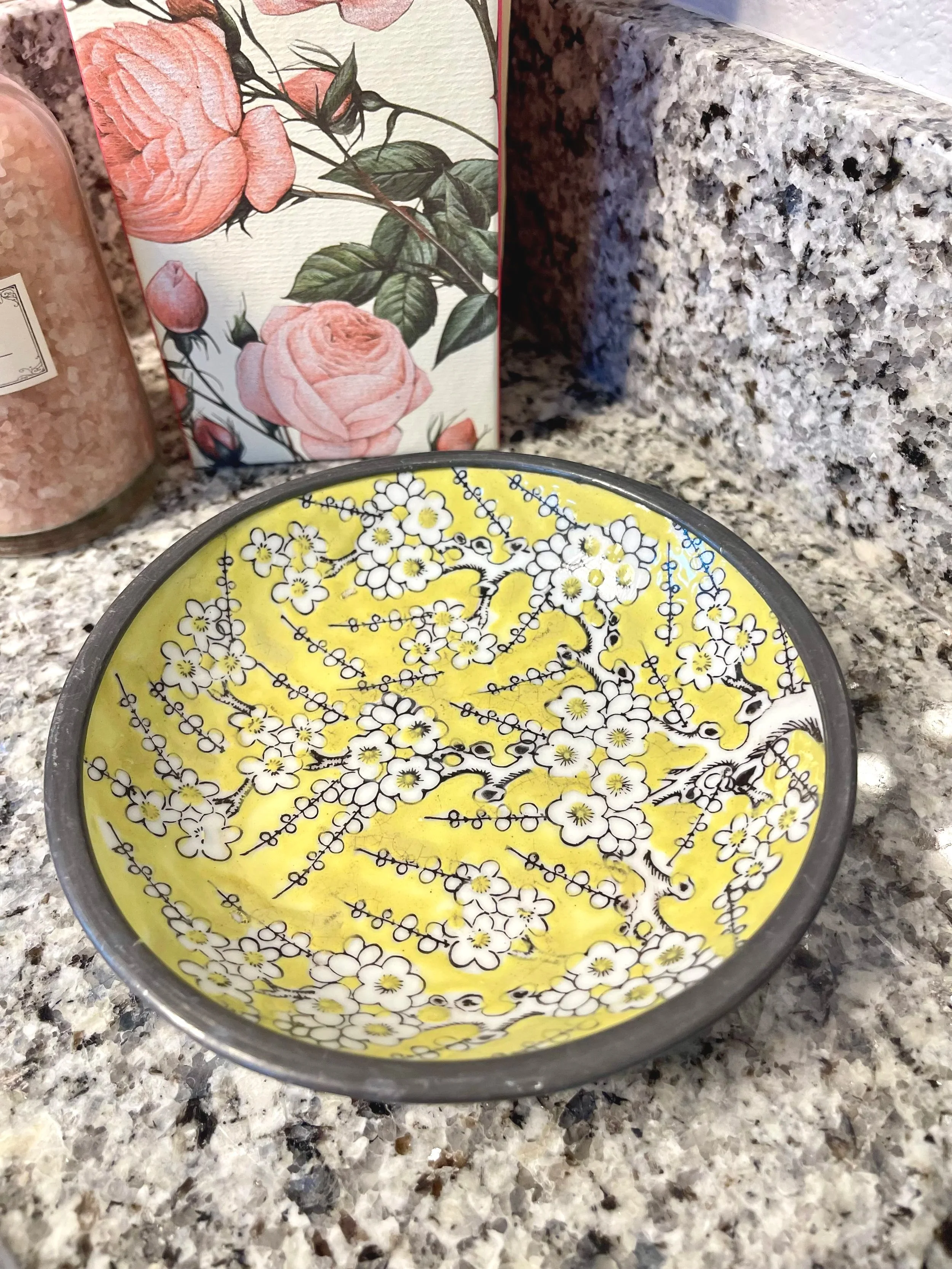 yellow3.jpg