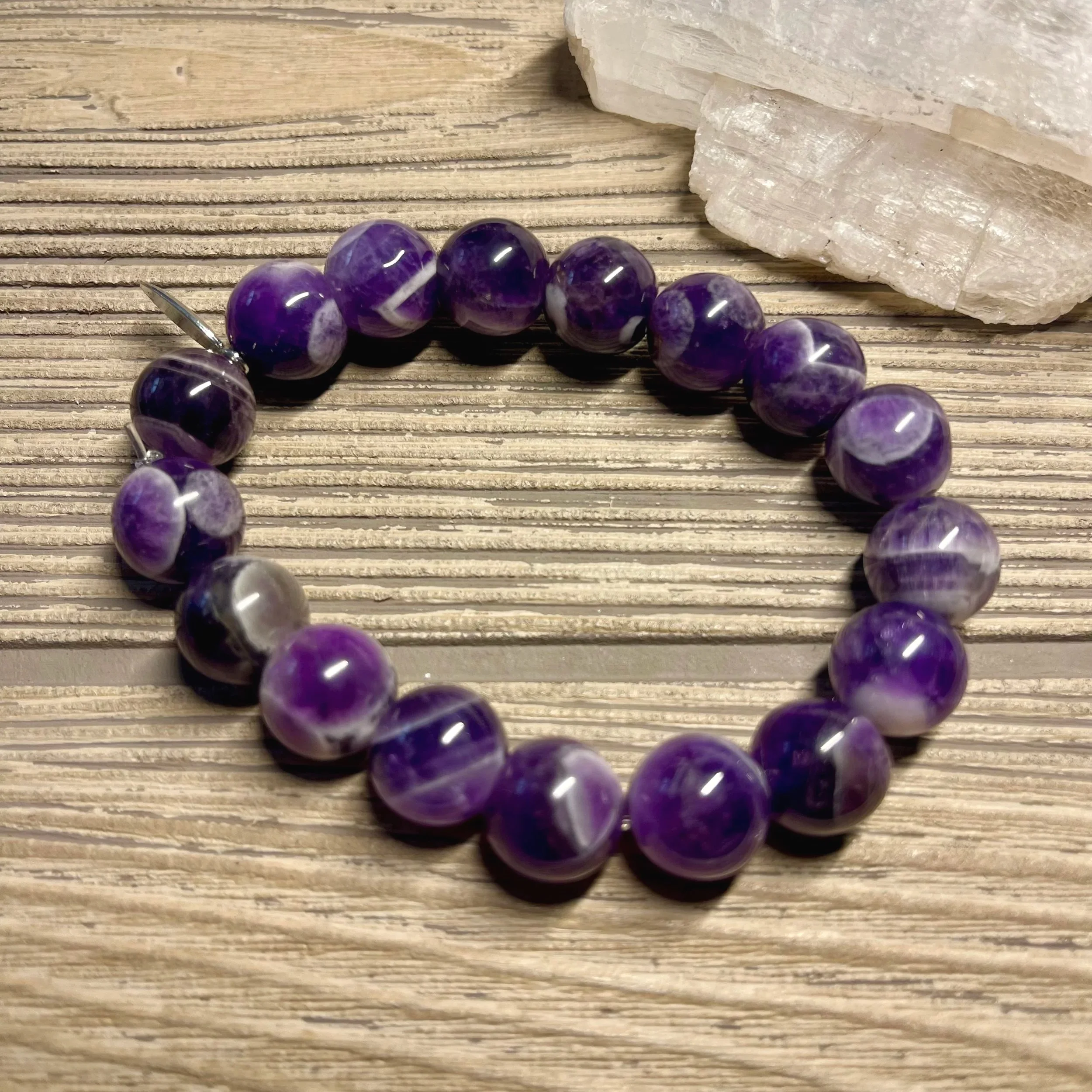 chevronagate1.jpg