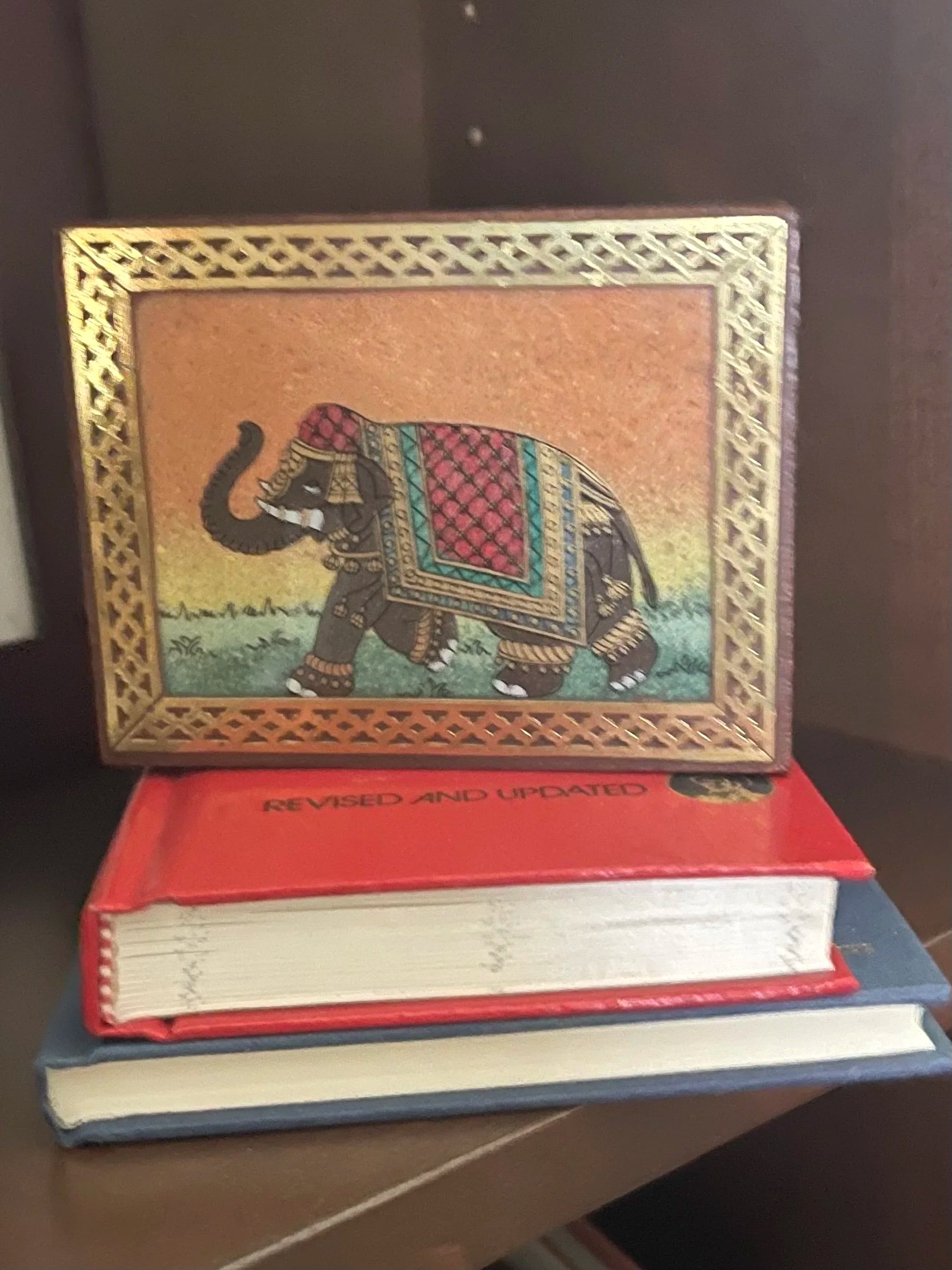 elephant1.jpg