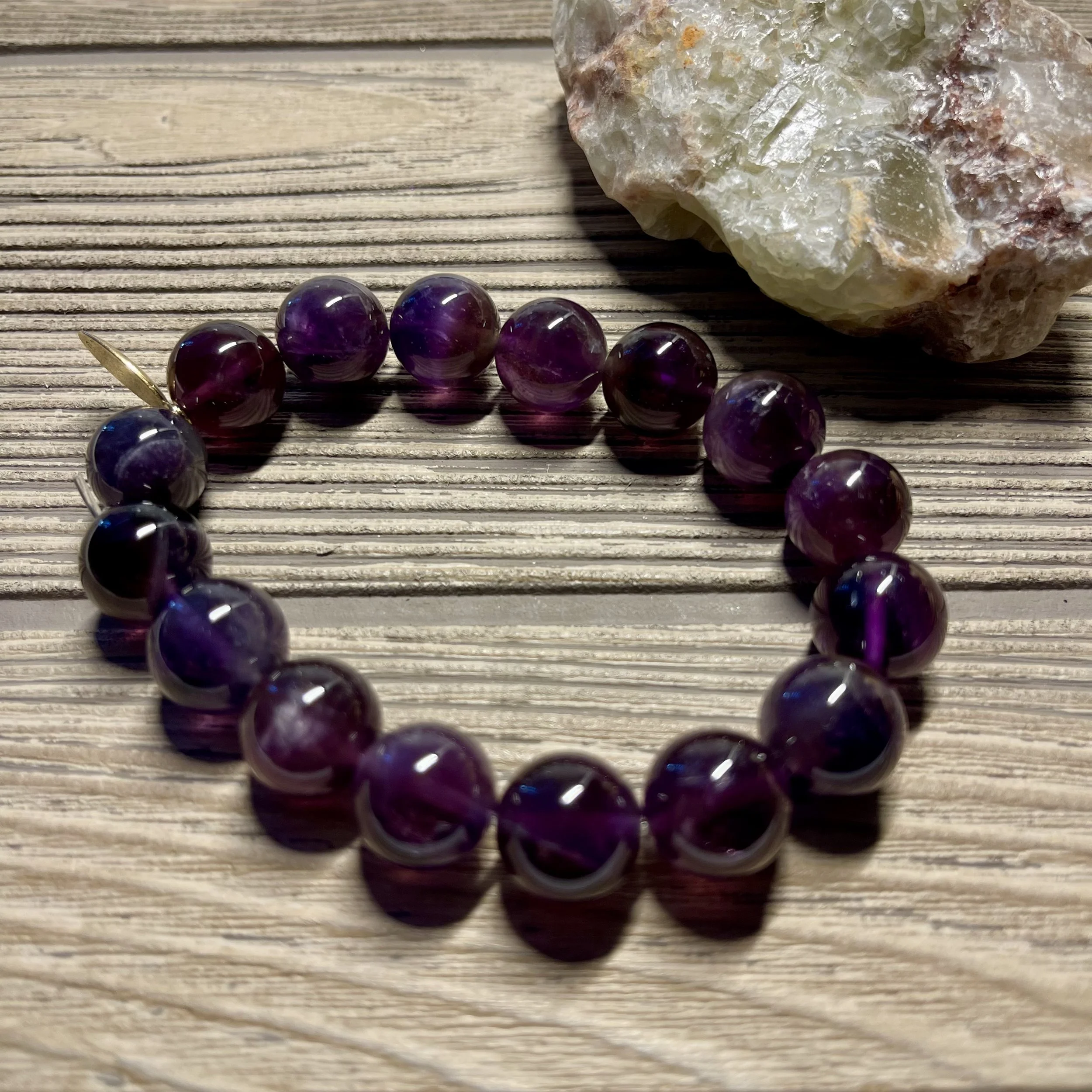UNISEX - Natural Purple Amethyst Gemstone Designer Bracelet