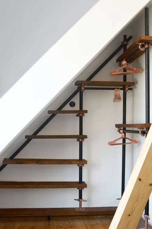 Gerüstbau Pipe & Board Wardrobe