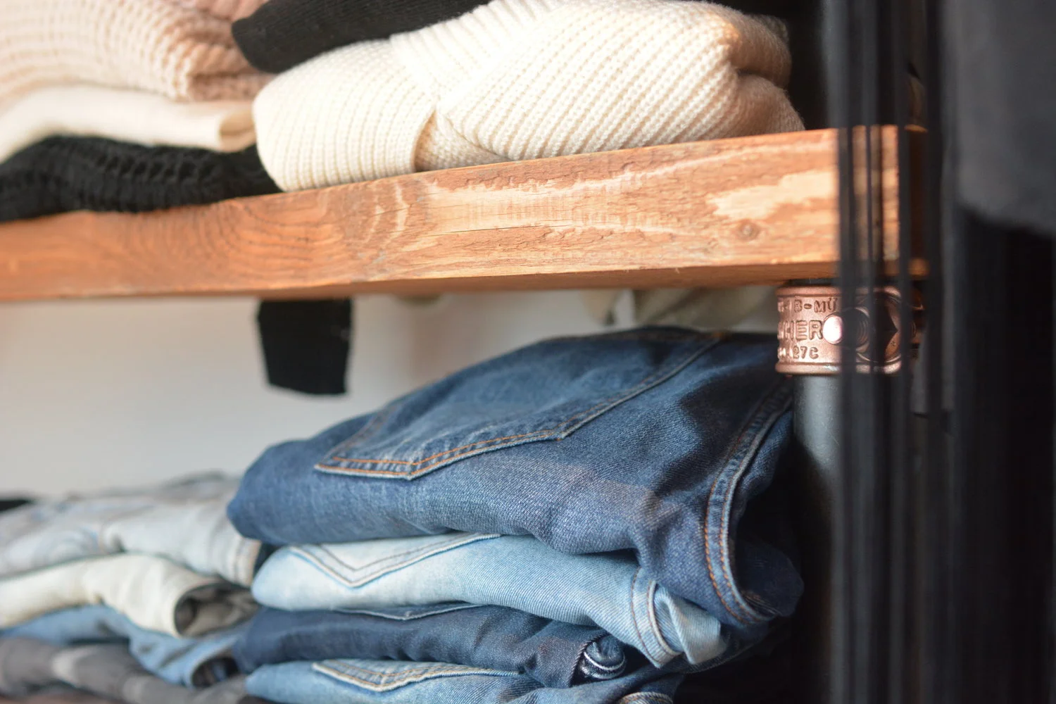Gerüstbau Pipe & Board Wardrobe (detail)