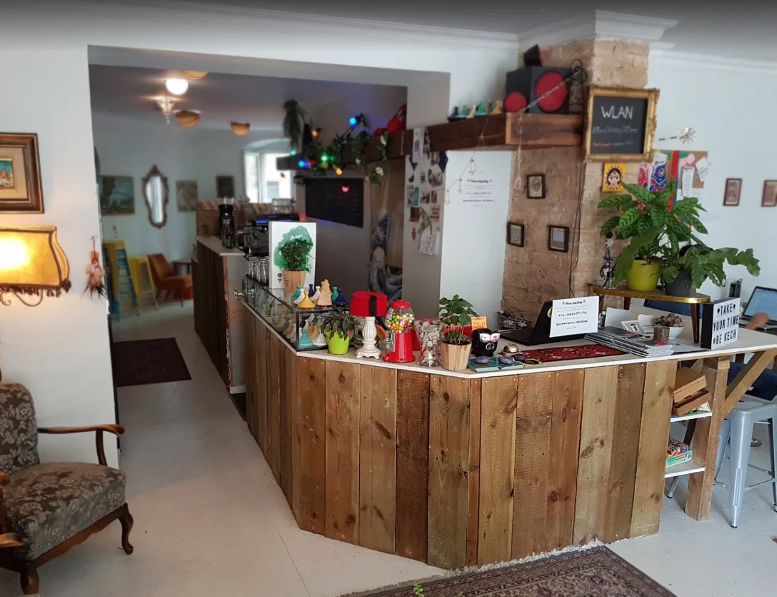 Bespoke Wrap-around Bar