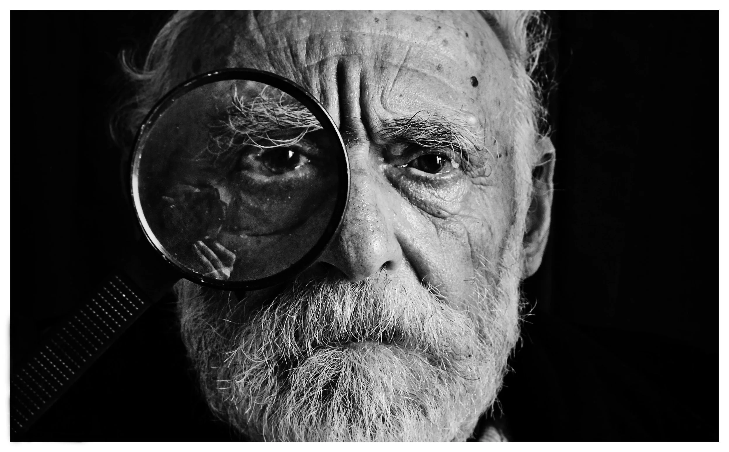 A generic old man photograph