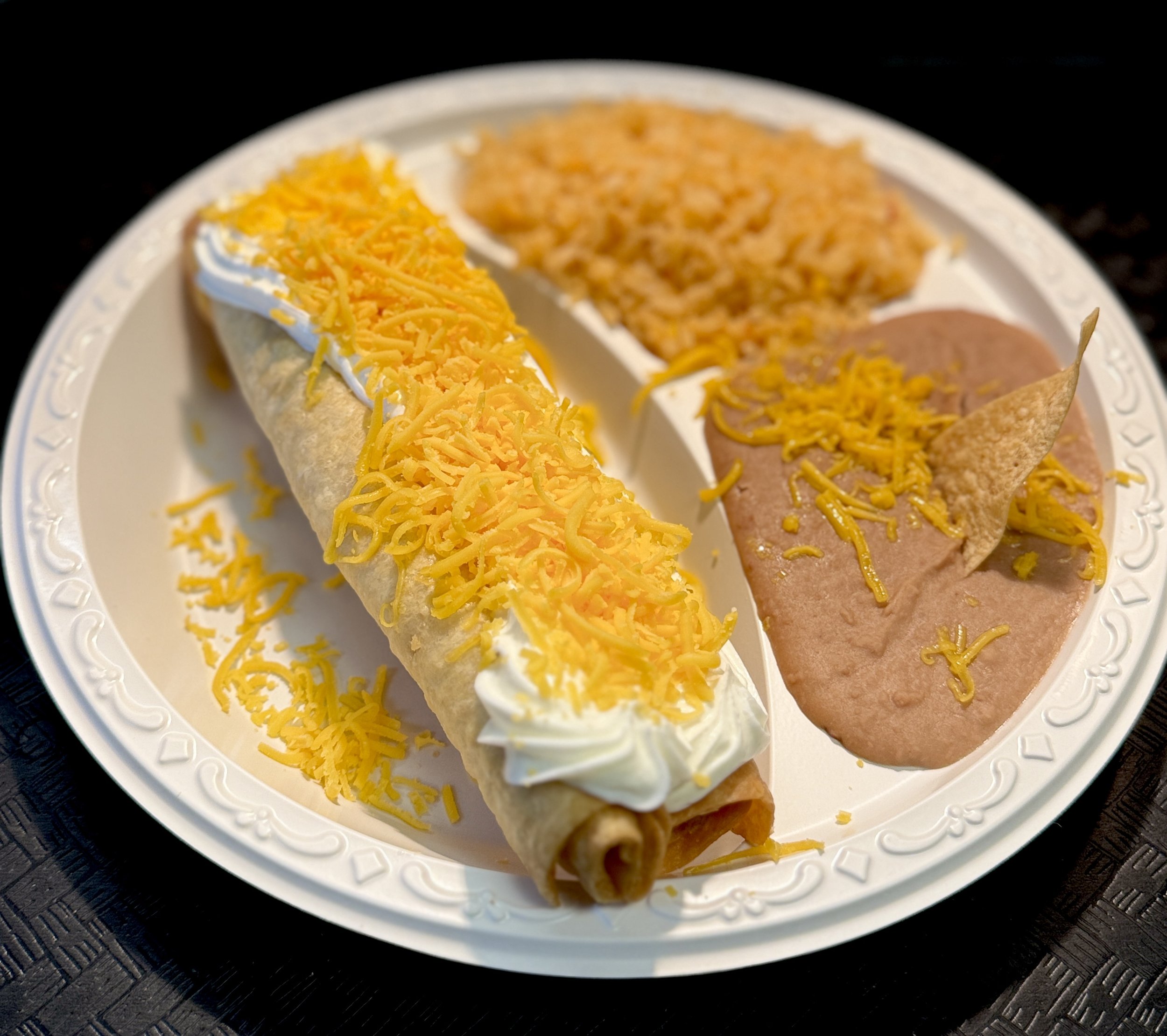 2 Flautas Combo Plate
