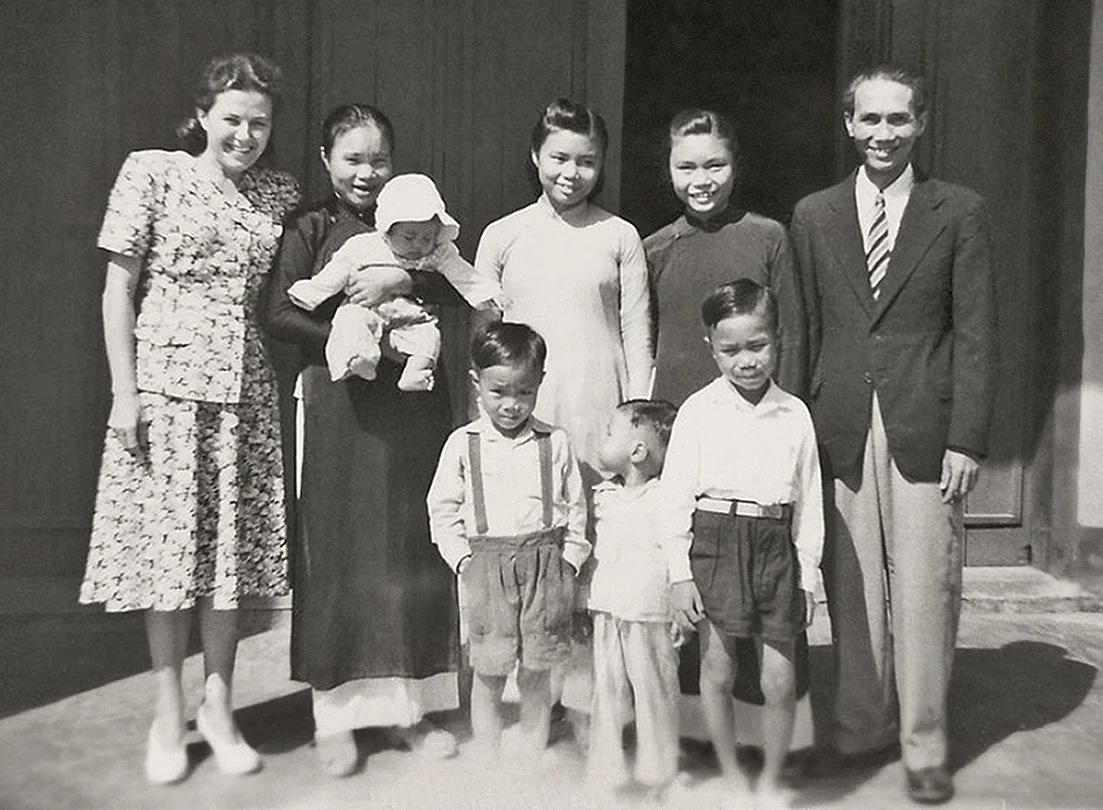VN513-51.jpg