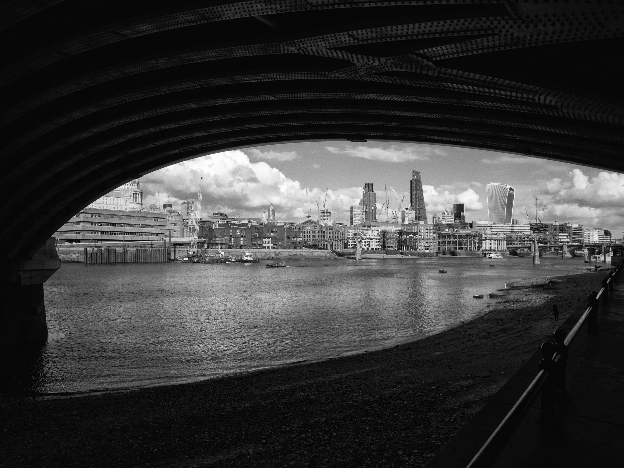 Under the Bridge caigerart.jpg