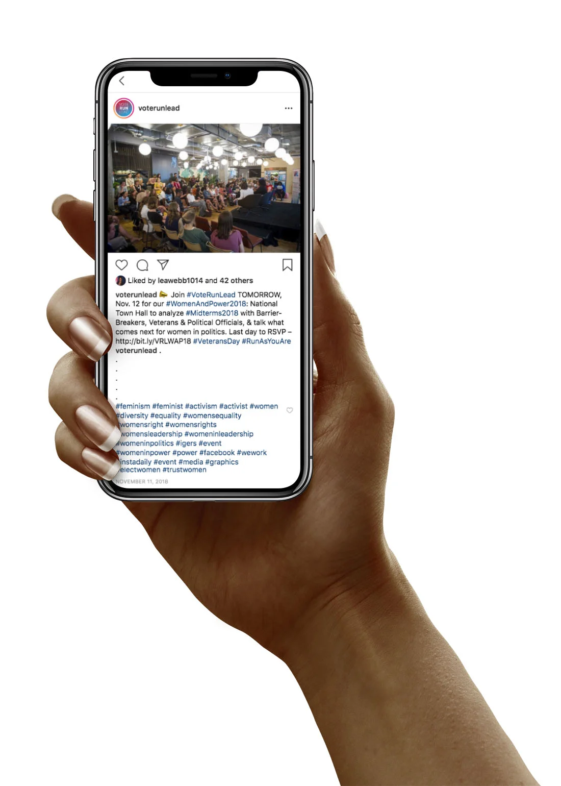 7 01_Female_iPhoneX_SamsungS8_iPhone8_Single_Classic_Hand_FrontView.jpg