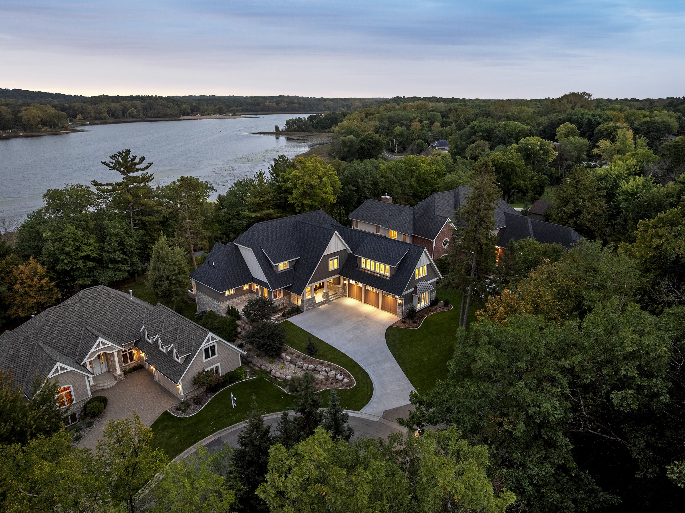 x Trestle + InUnison + Lelch - Mariabo Cir - Twilight - 001.jpg