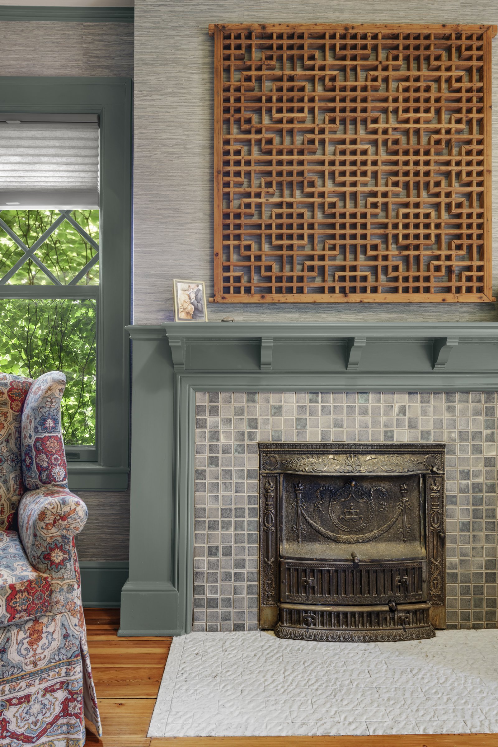 1023 Mt. Curve Ave_002.jpg