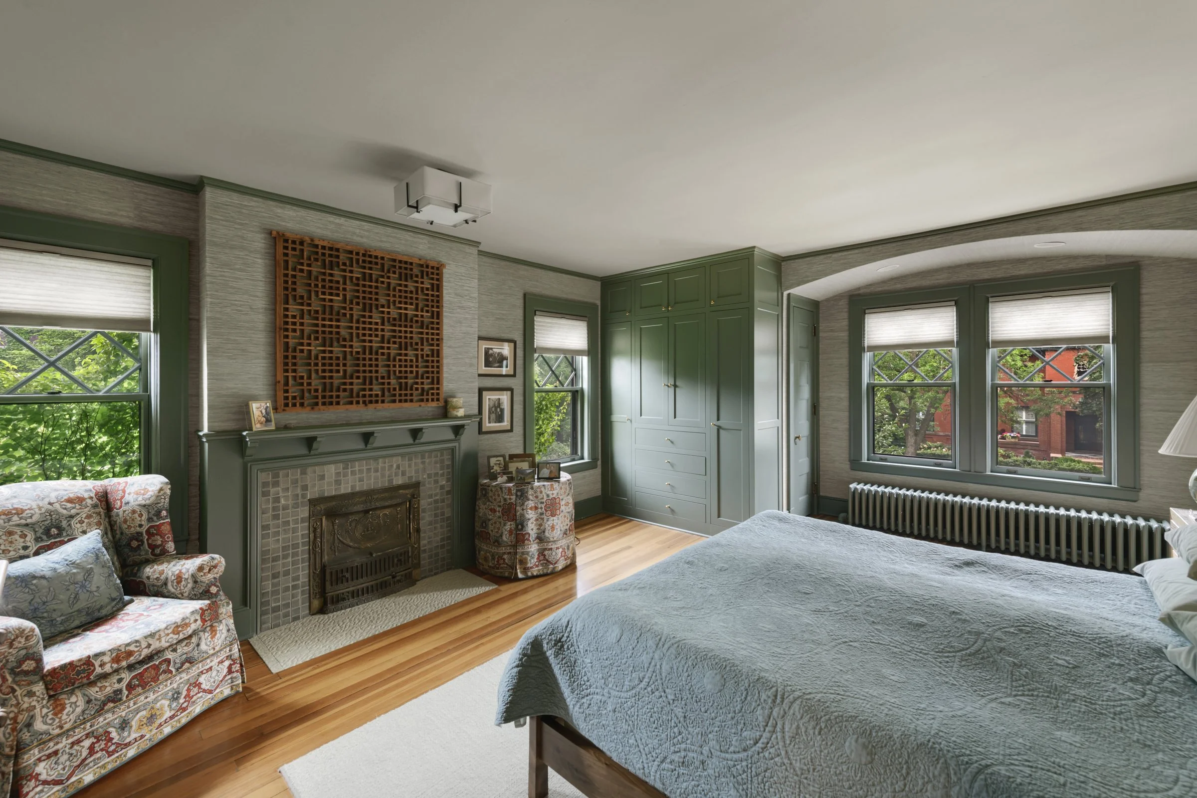 1023 Mt. Curve Ave_001.jpg