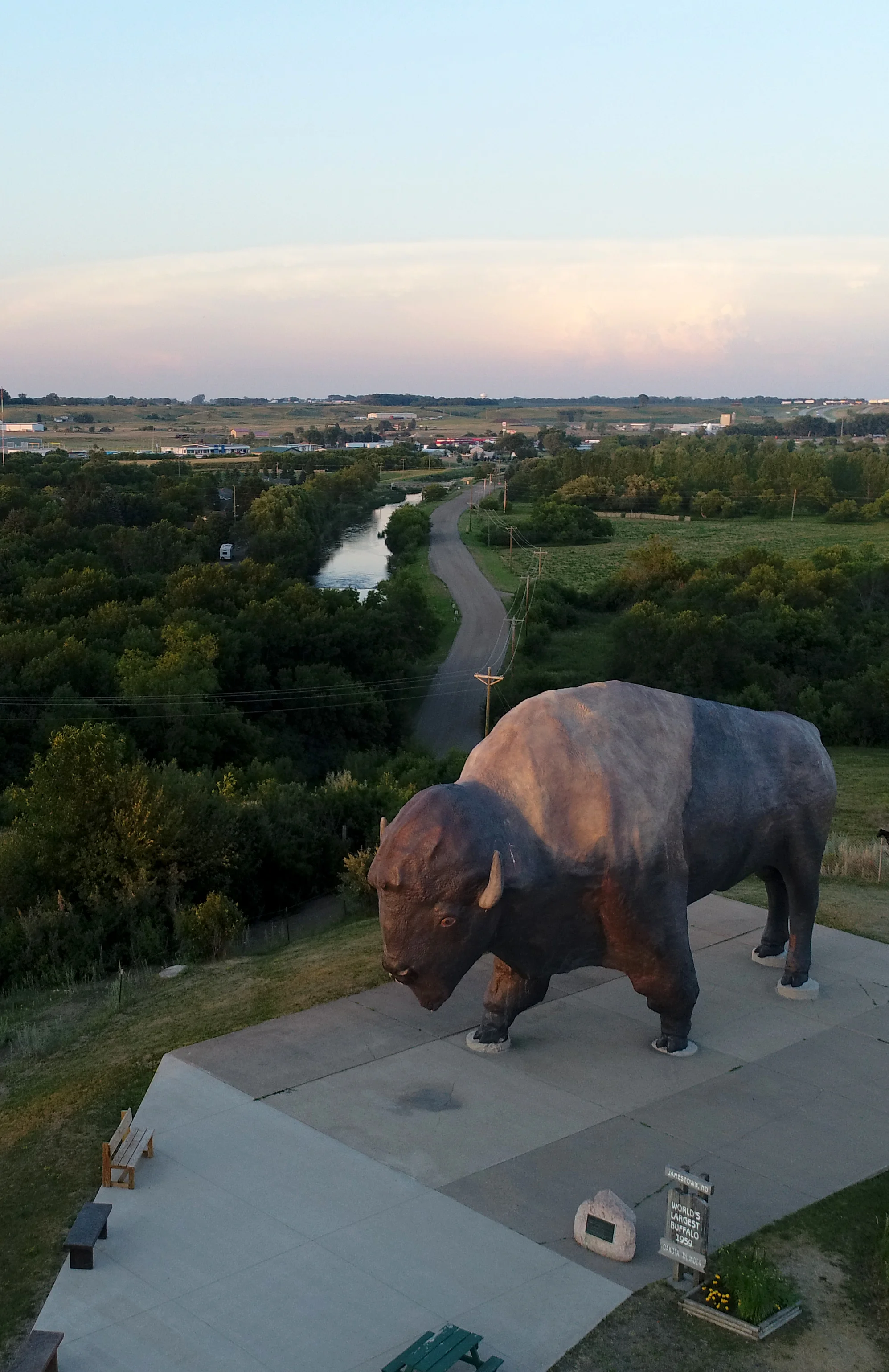 The World's Largest Buffalo with the James River flowing behind it.