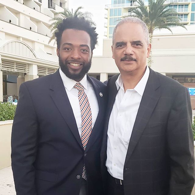 Great time representing Exelon and Maryland at my first National Black Caucus of State Legislators conference with Former Attorney General Eric Holder! #MoeOnTheMove #NBCSL #CleanEnergy #TeamMaryland 📸 @delegateatw