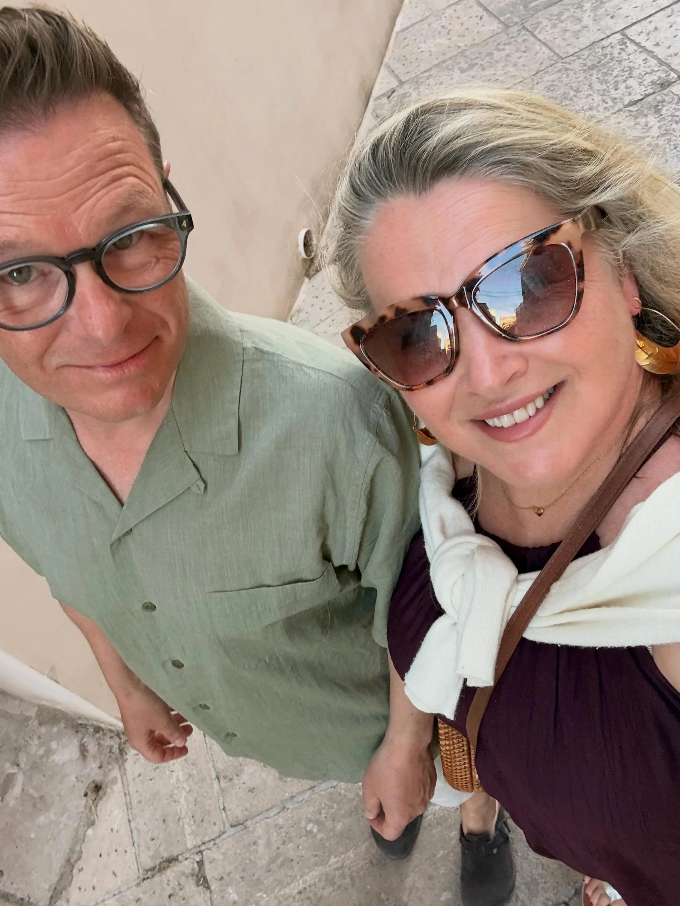Puglia road trip ❤️ Churches, gelato, sea swimming, pastries and 32 degrees

1. Exploring Alberobello from @ilmelogranomonopoli 
2. Famous trulli houses in the unesco world heritage area
3. Drive home under the full moon. Stopped it roundabout and th