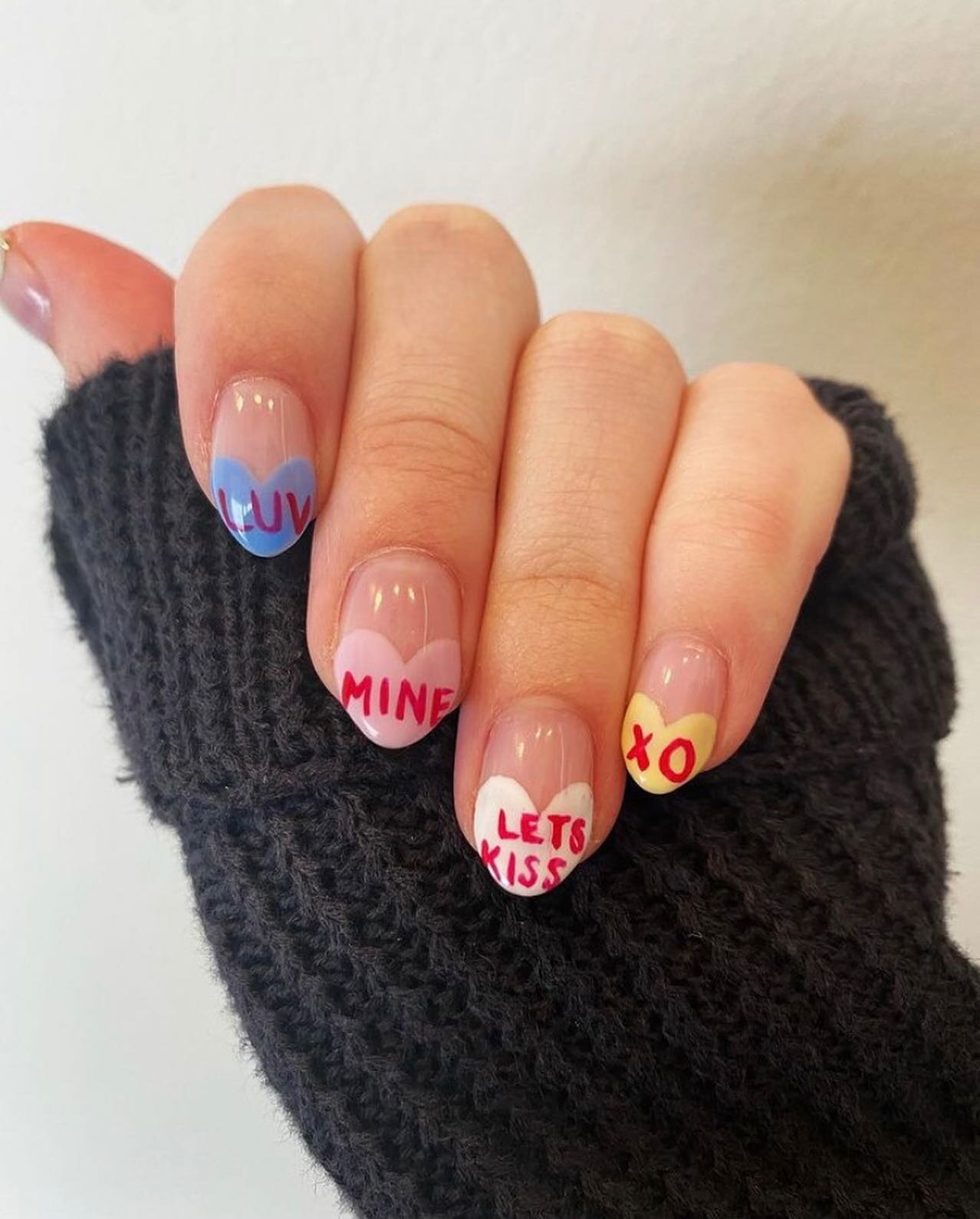 Happy Valentine&rsquo;s Day! Swipe for more lovely nail designs!!
Nails by Mattie ( @mattie.at.aniu )

#nailart #nails #nailsofinstagram #nail #gelnails #manicure #naildesign #nailsonfleek #nailstagram #nailsoftheday #naildesigns #instanails #u #nail