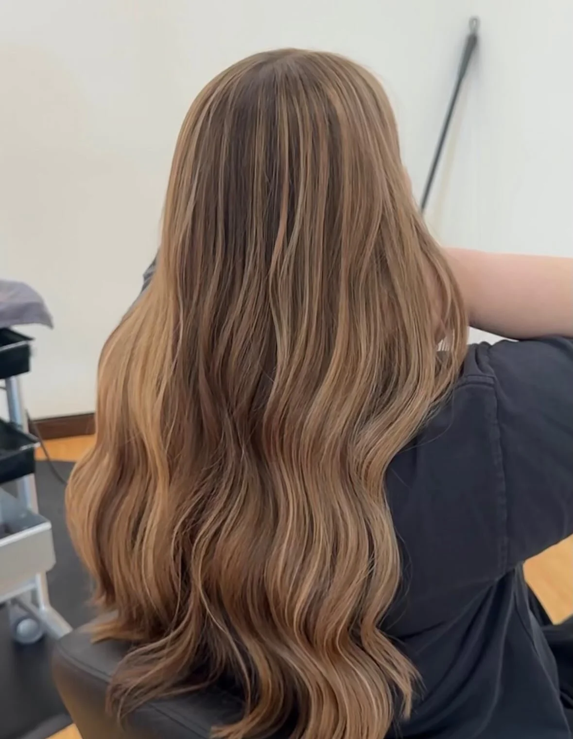 Subtle dimension can transform your confidence ✨

Your spring boost awaits you&hellip;.link in bio to book🤍