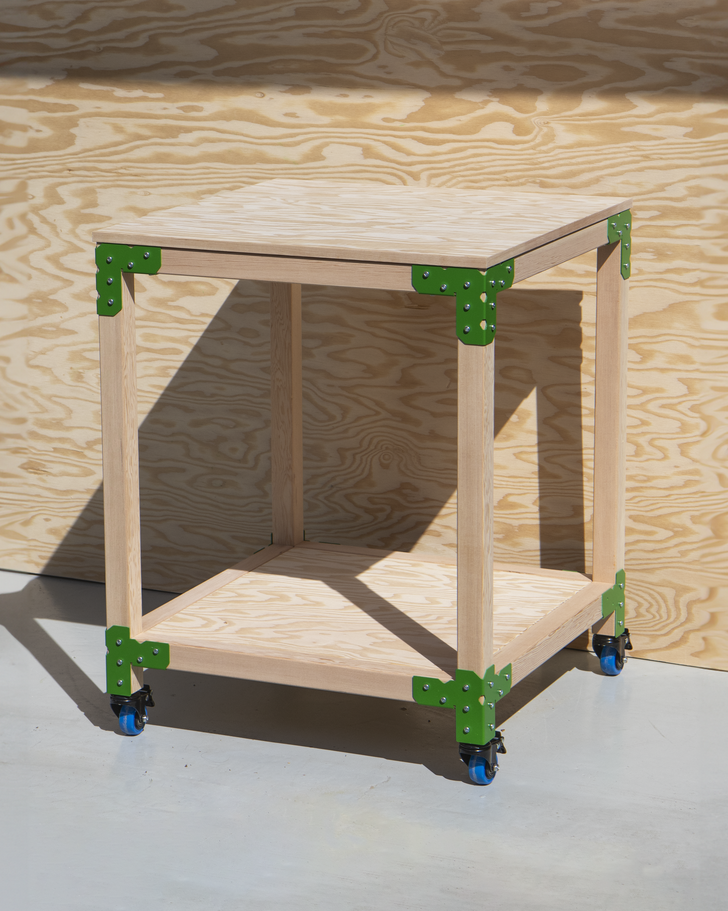 small green cart.png