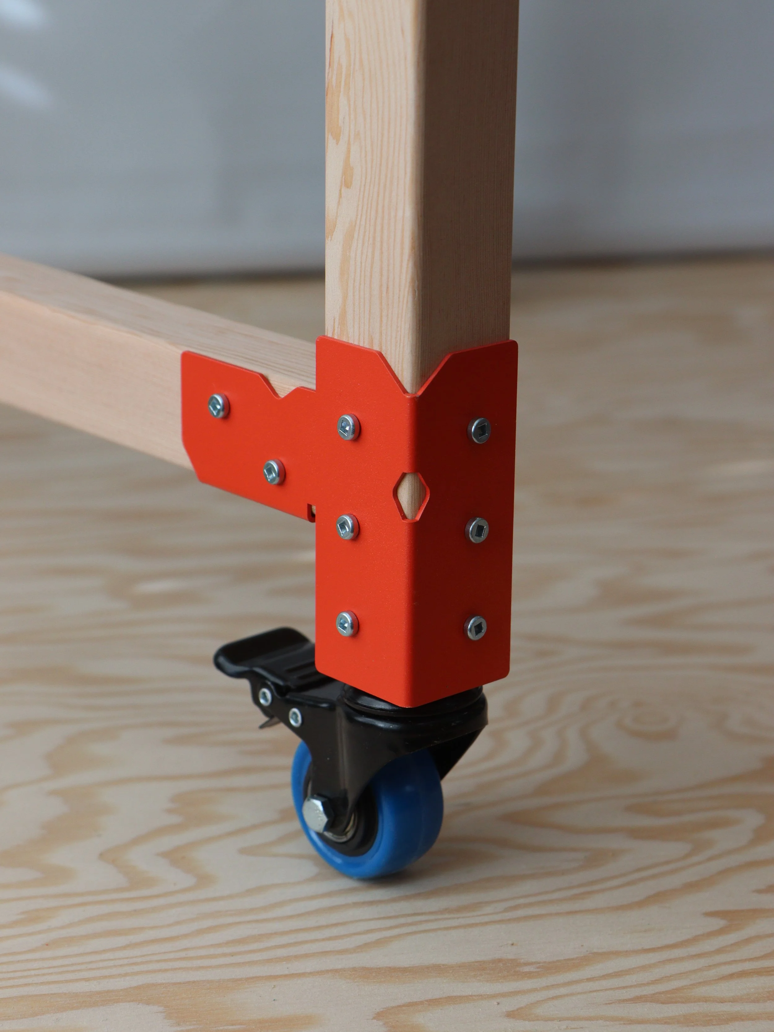 red desk wheel.JPG
