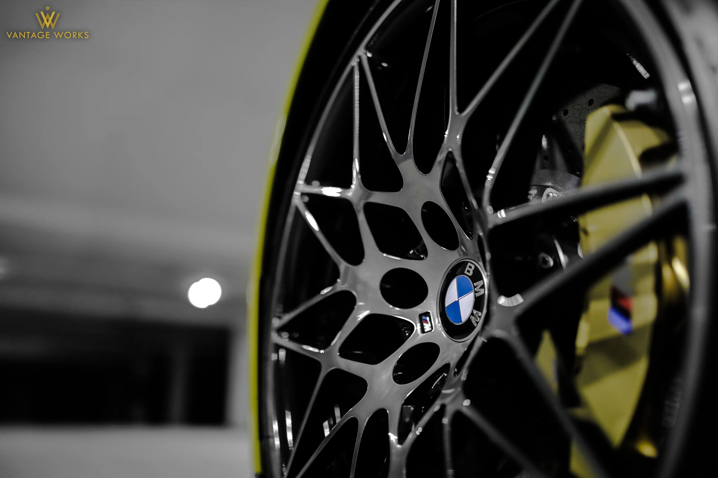 VANTAGEWORKS - M3-10F.jpg