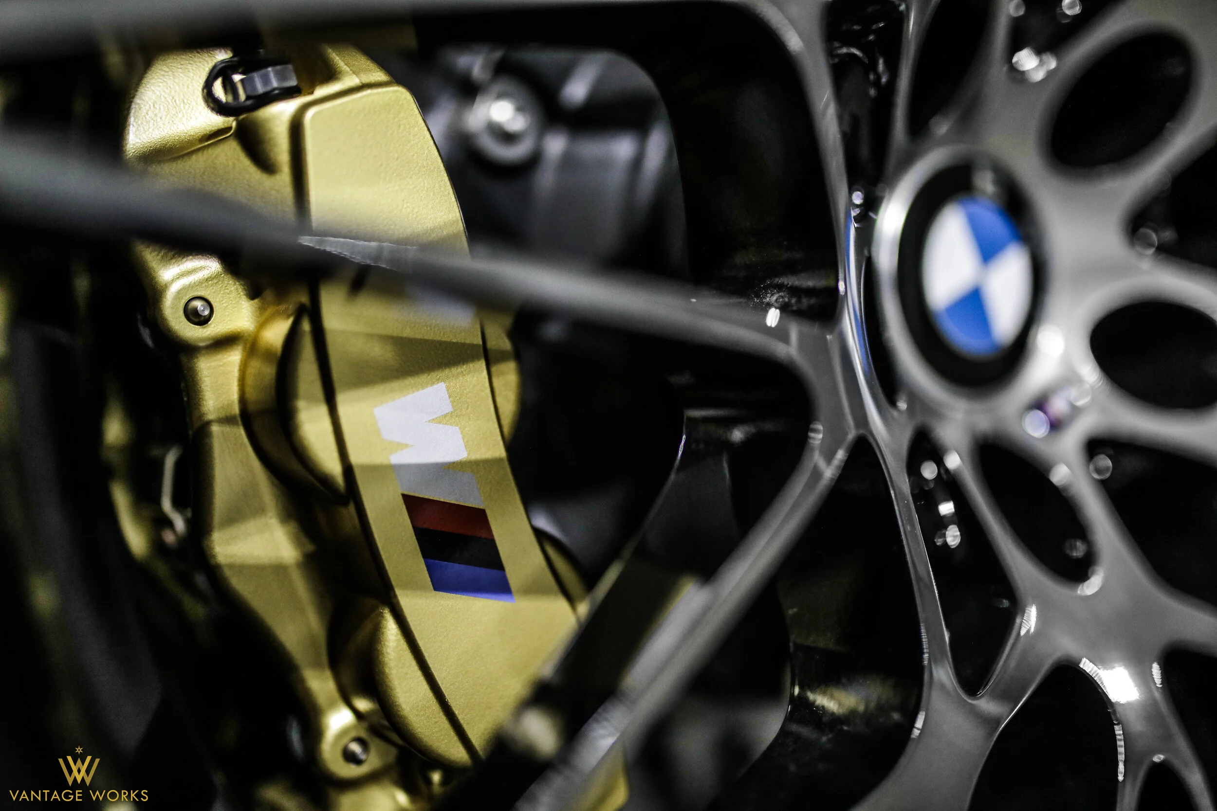 VANTAGEWORKS - M3-11F.jpg