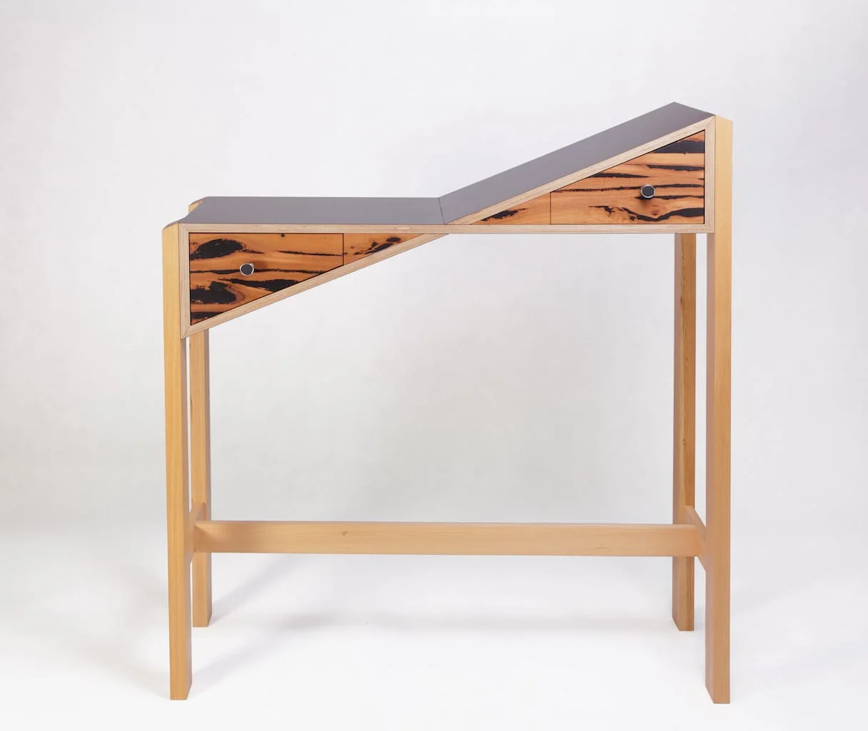 Slide table by RK1 small.jpg