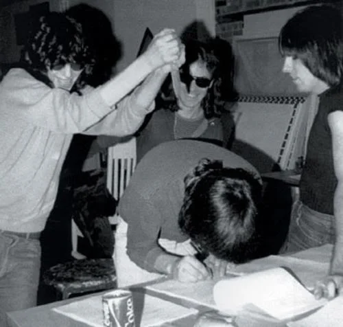 01-1976 Signing with Sire at Arturo's