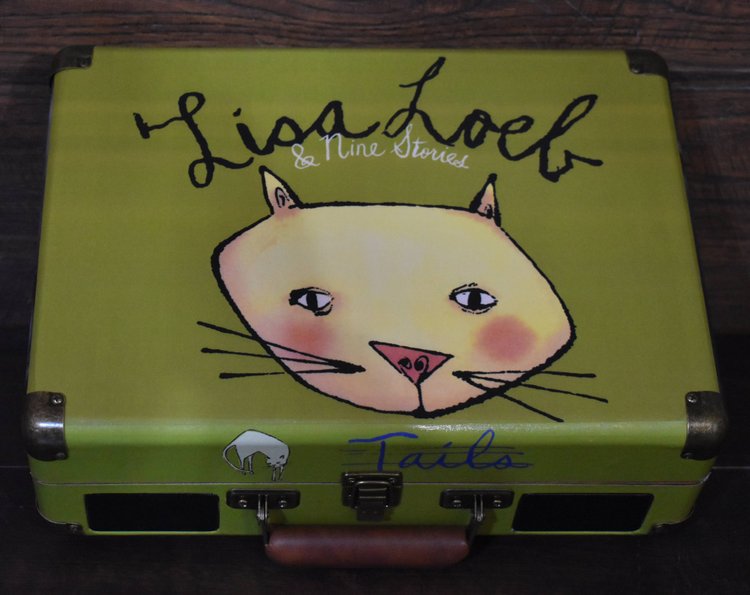 Tails Vinyl & Turntable — Lisa Loeb