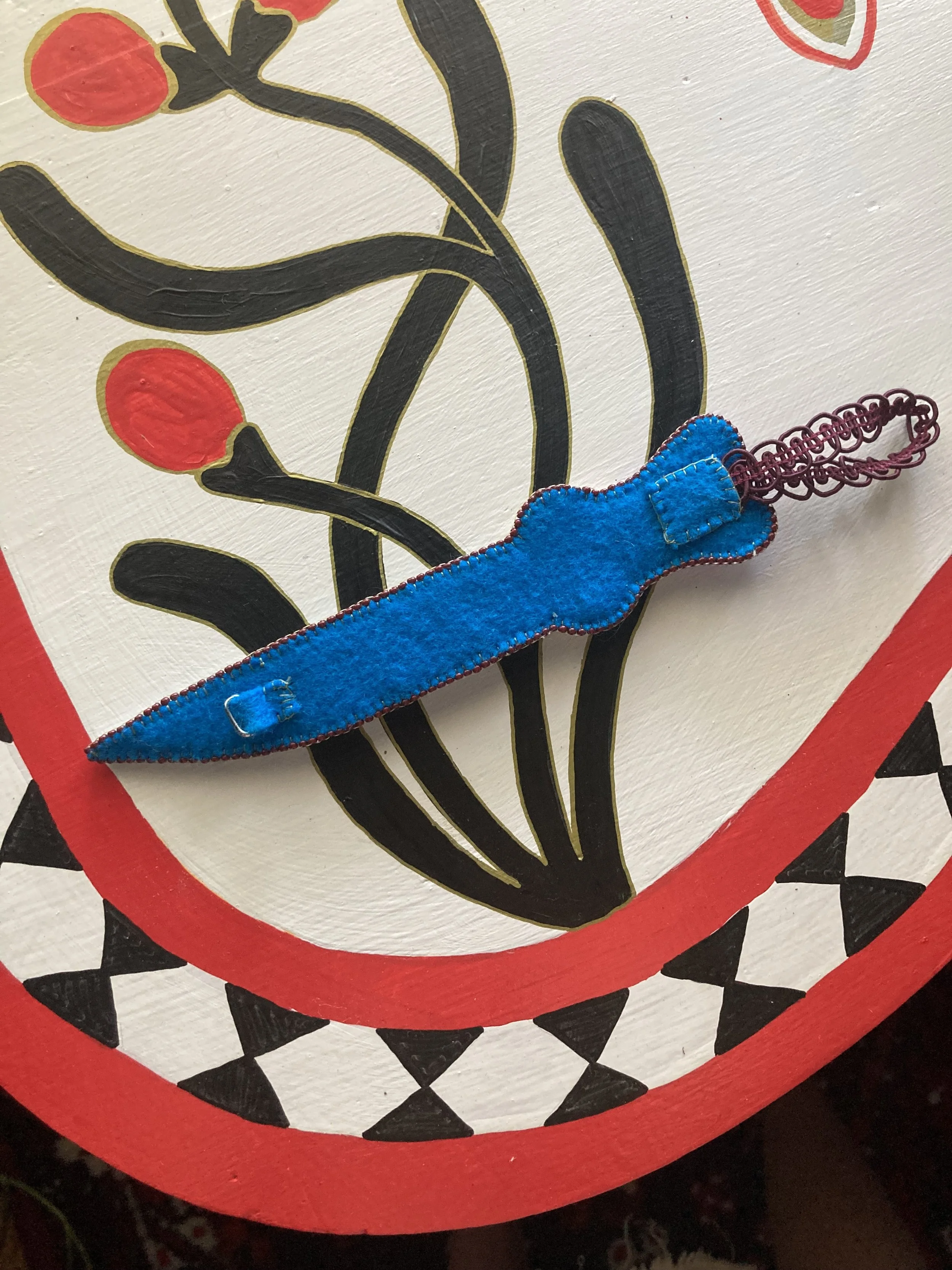 Yaga'sKnifeBack.jpeg