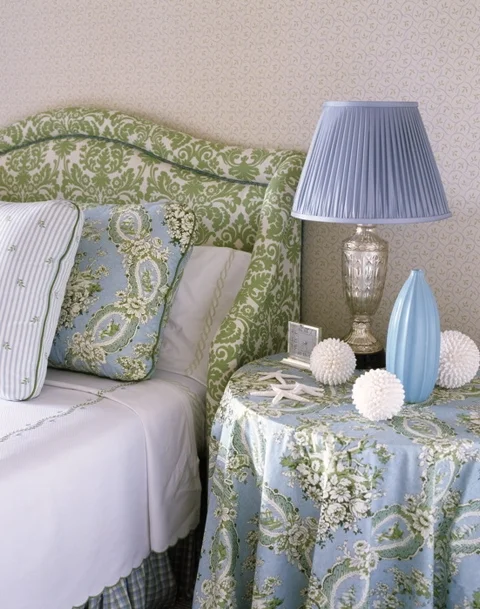 Blue green bedroom.JPG