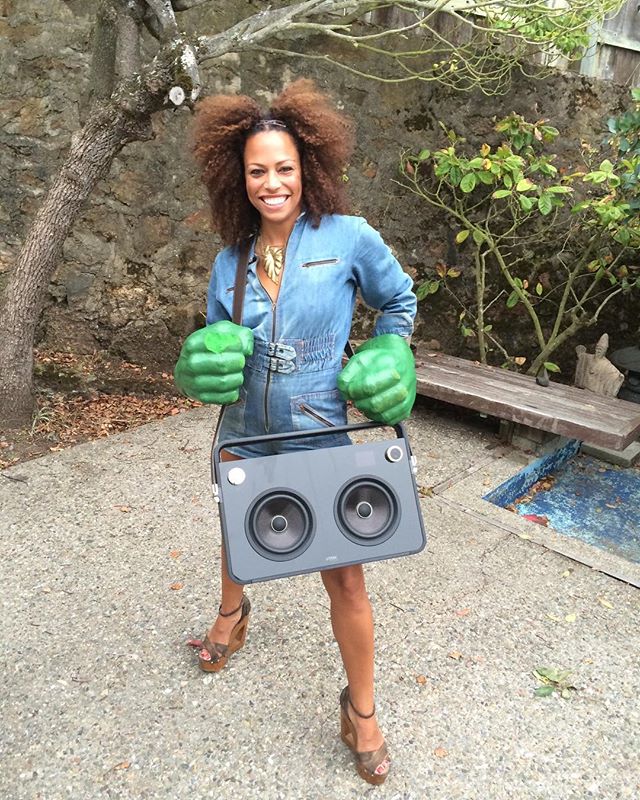 Strong hands for big music