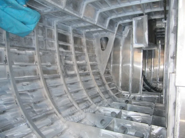 A view inside the boat looking forward. The photo has been turned upside-down for the correct perspective.