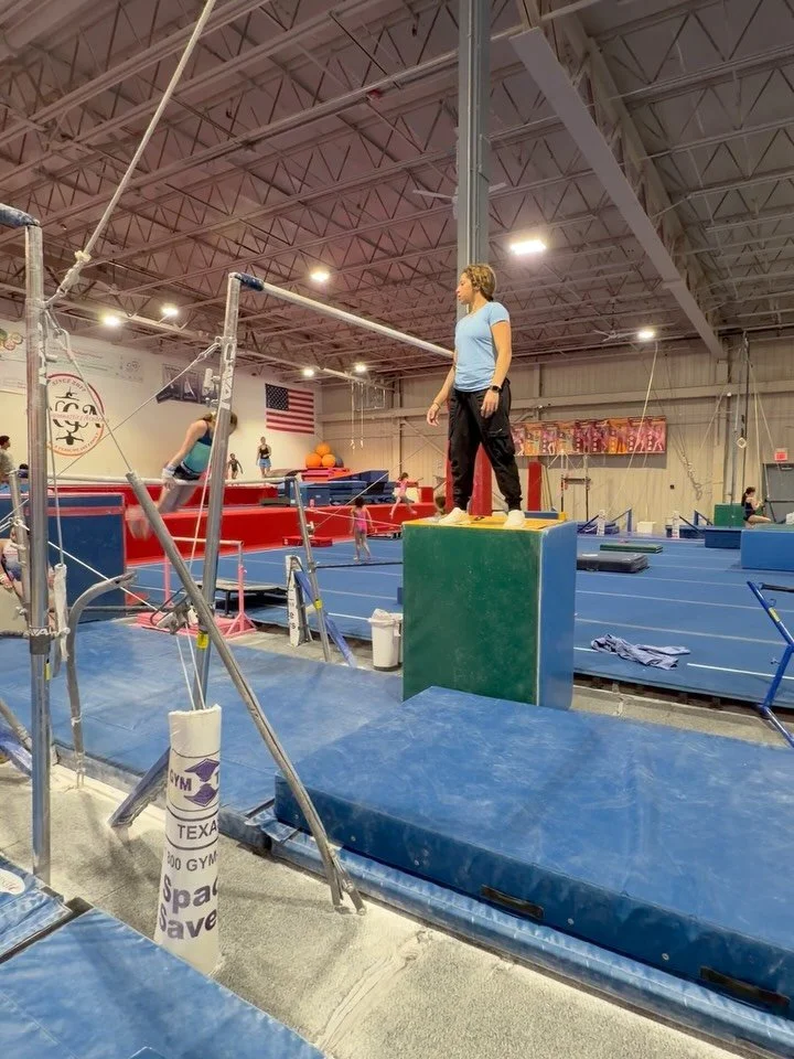We have made some GIANT progress on bars these past few weeks and we just had to share!!! 🤩🤩

With us being in so many different spots in our journey, some just finishing Level 6 and others just finishing 4, we are SO EXCITED for everything we&rsqu
