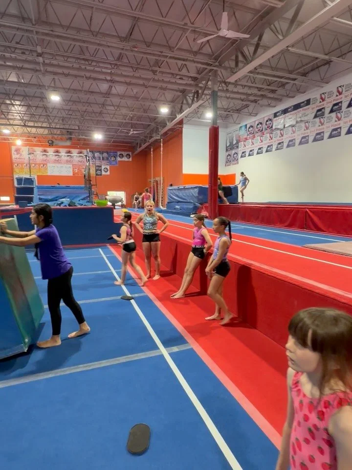 5th grade working yurchenko layouts??? We think YES!!!! 🤩🤩🤩

Kinsdog is working her tail off on these vaults and IT SHOWS!!! 🔥 So proud of you Kins 💖🧡