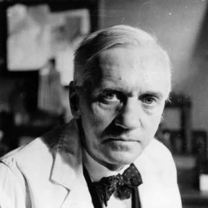 sir-alexander-fleming-9296894-1-402.jpg