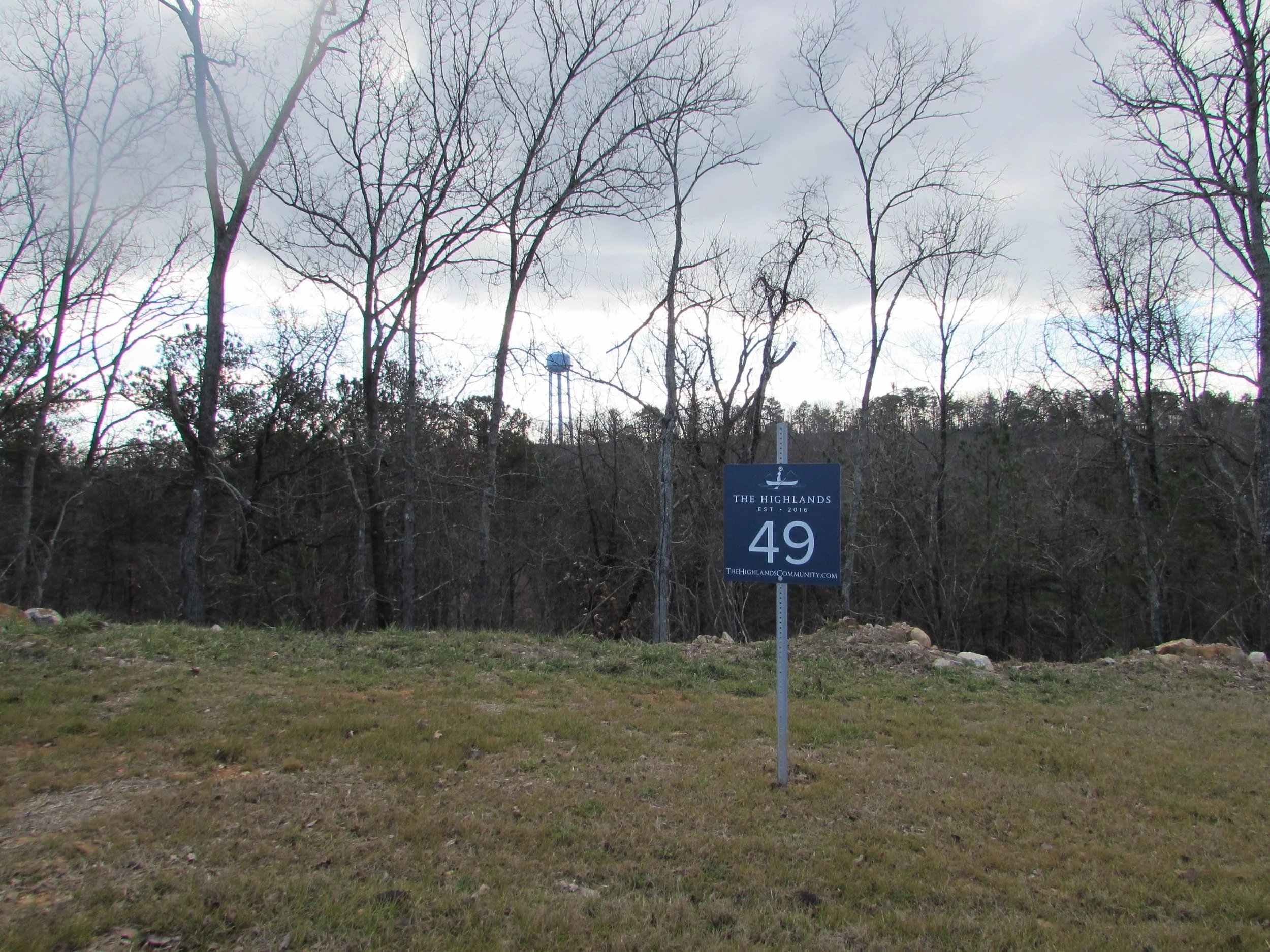 Homesite #49 List Price: $175,000 Size: 2.63 acres Section: Pelham Street: Oakridge Way