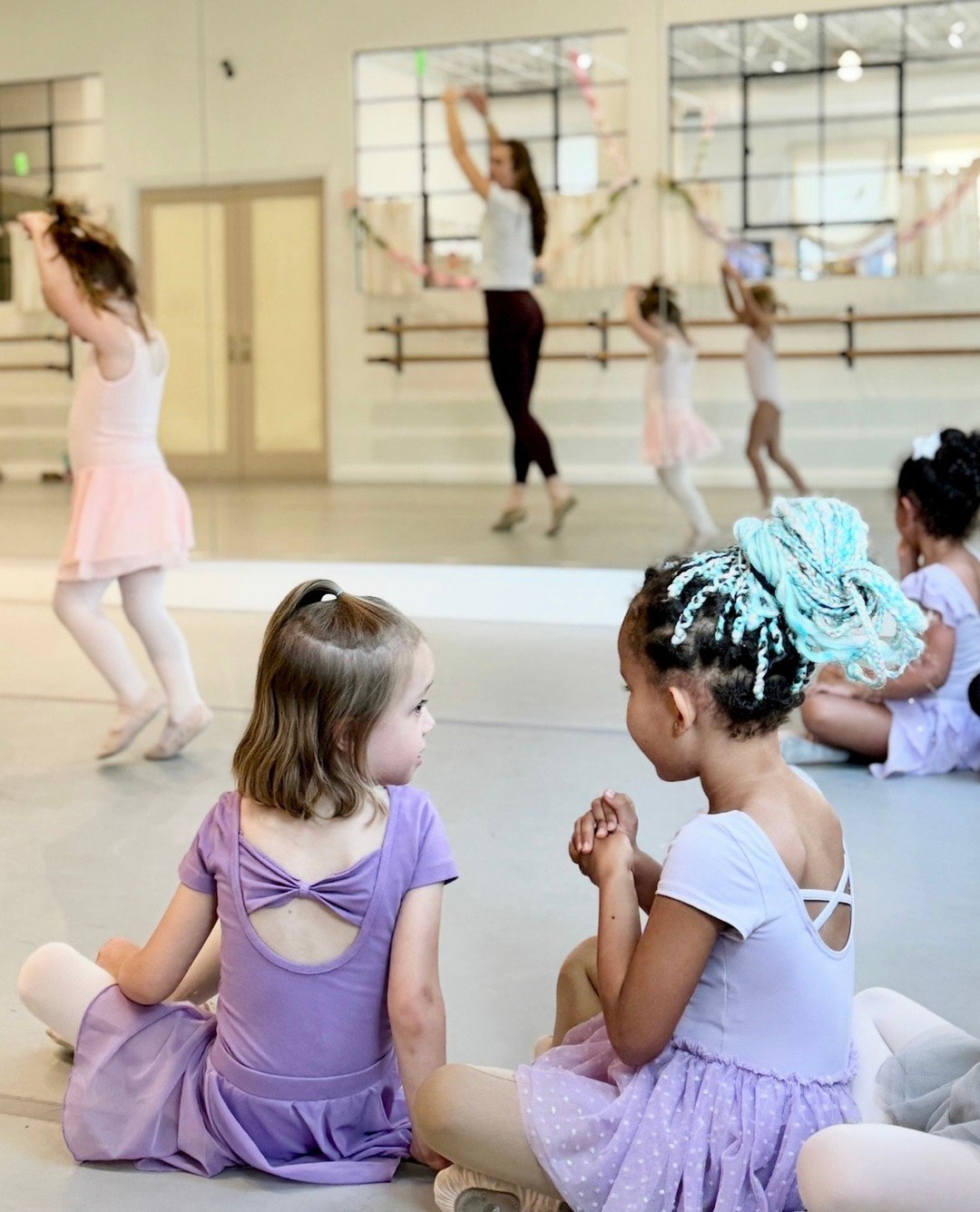 Just 5 days left to join us for unlimited free trial classes during Discover Dance Days! ⁠
⁠
🗓️ January 12th-24th⁠
📍Sweet Yield Studio ⁠
⁠
What&rsquo;s included?⁠
🌸 10 days of FREE unlimited dance &amp; movement classes for ages walking to 18 year