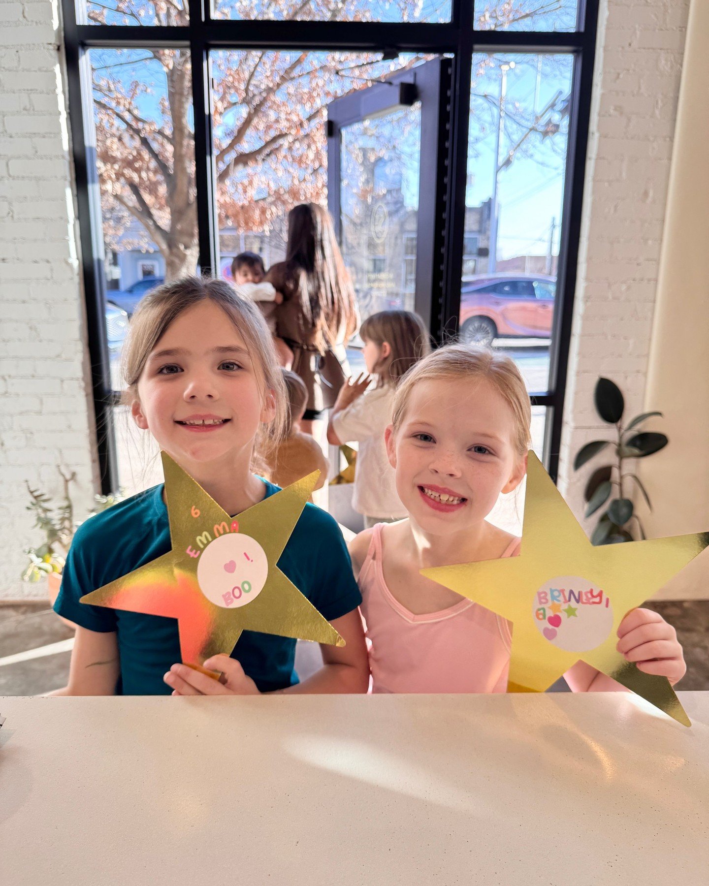 Our Bloom classes had so much fun this week At the Movies! 🎬 ✨ We created our own Hollywood stars, dreamt up our own movies, and explored the magical world of film.

Creative play is vital for young minds! By stepping into their imagination, we conn