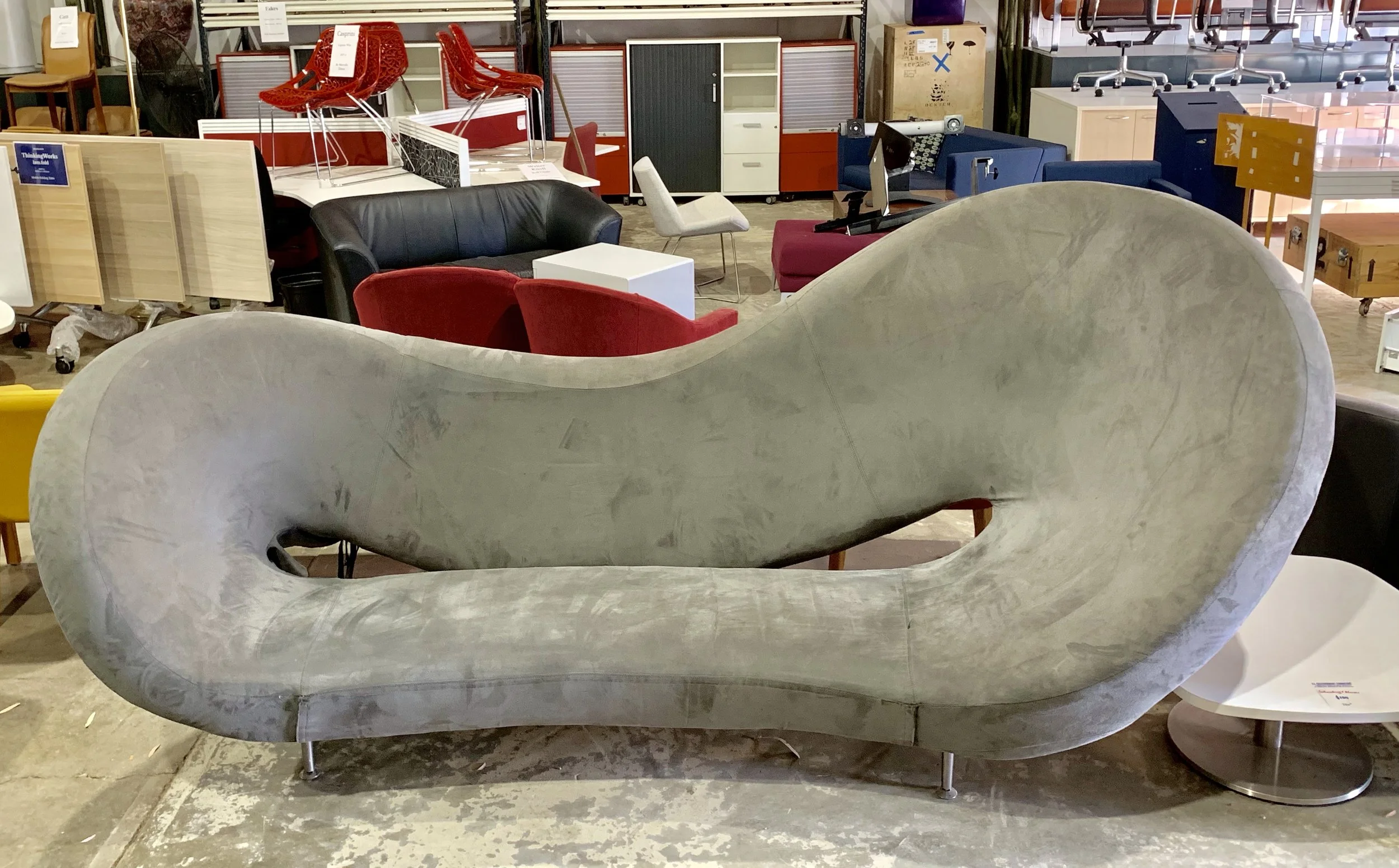 Victoria &amp; Albert 290 Lounge by Ron Arad