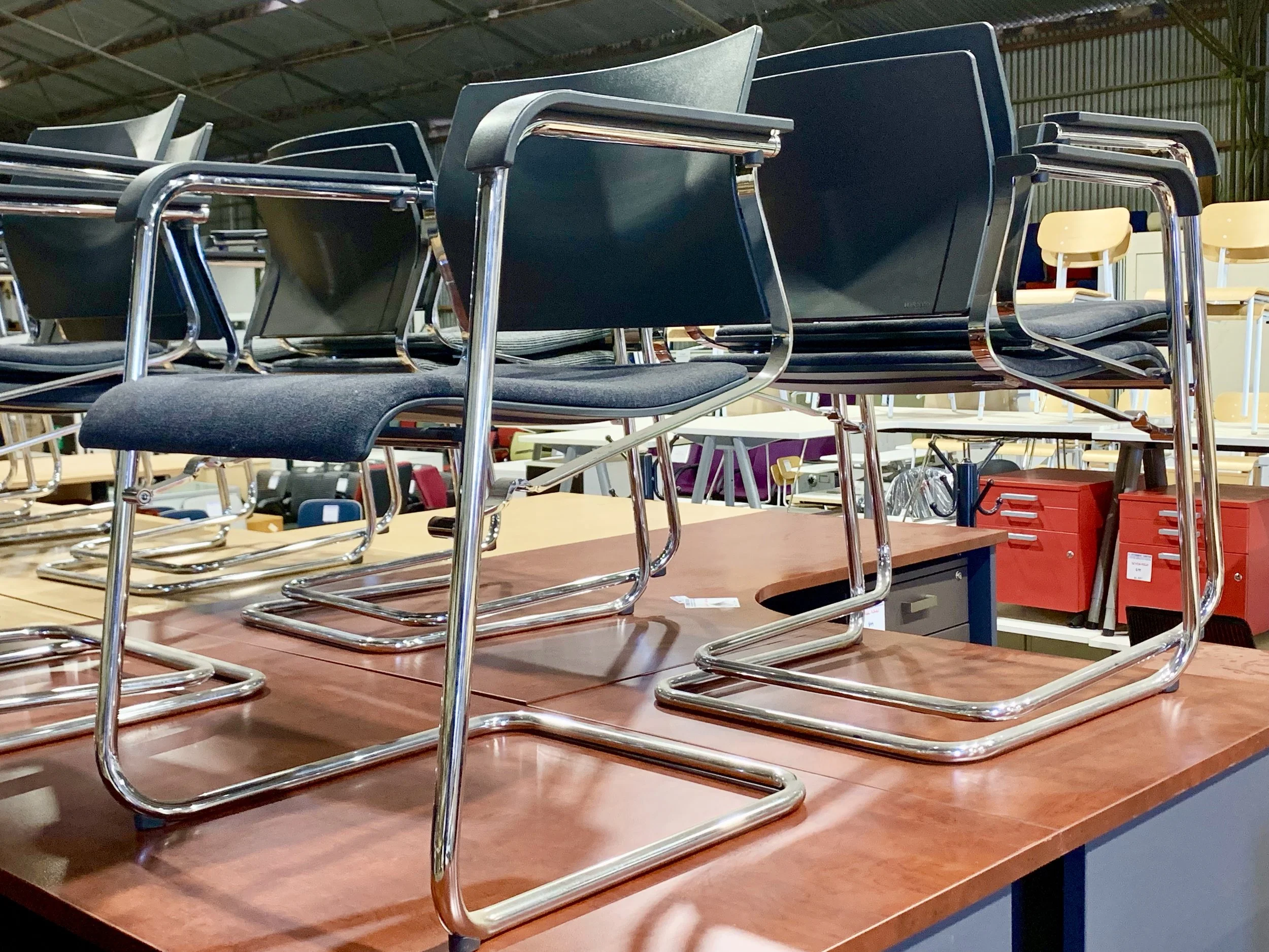 Wilkhahn - Sito Cantiliver Chair by Wiege, Fritz Frenkler, Justus Kolberg