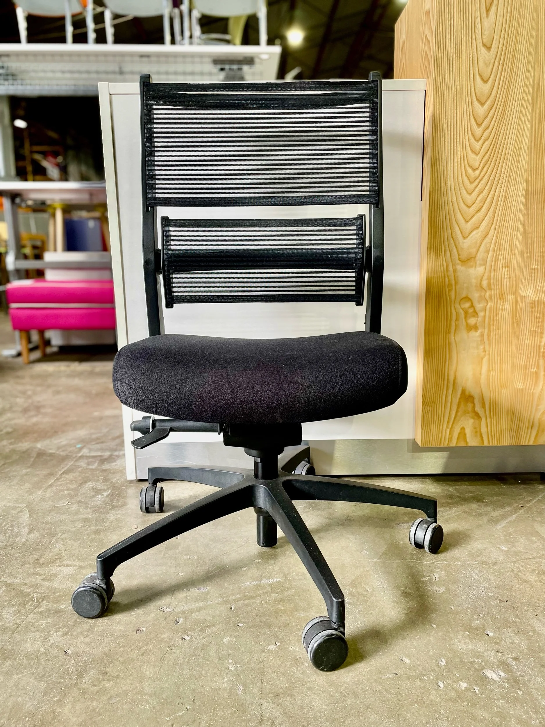 Dauphin Lordo Chair By Martin Ballendat